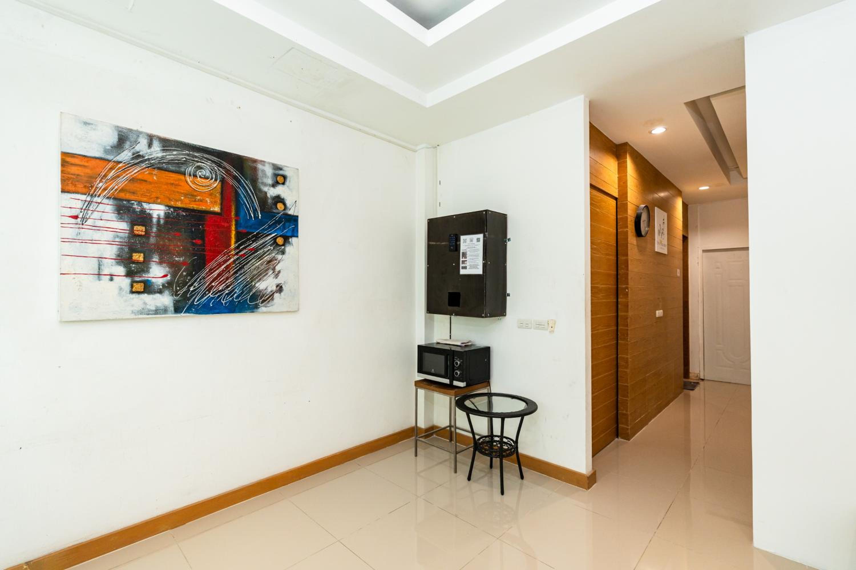 YON INN Sukhumvit 4 BTS Nana
