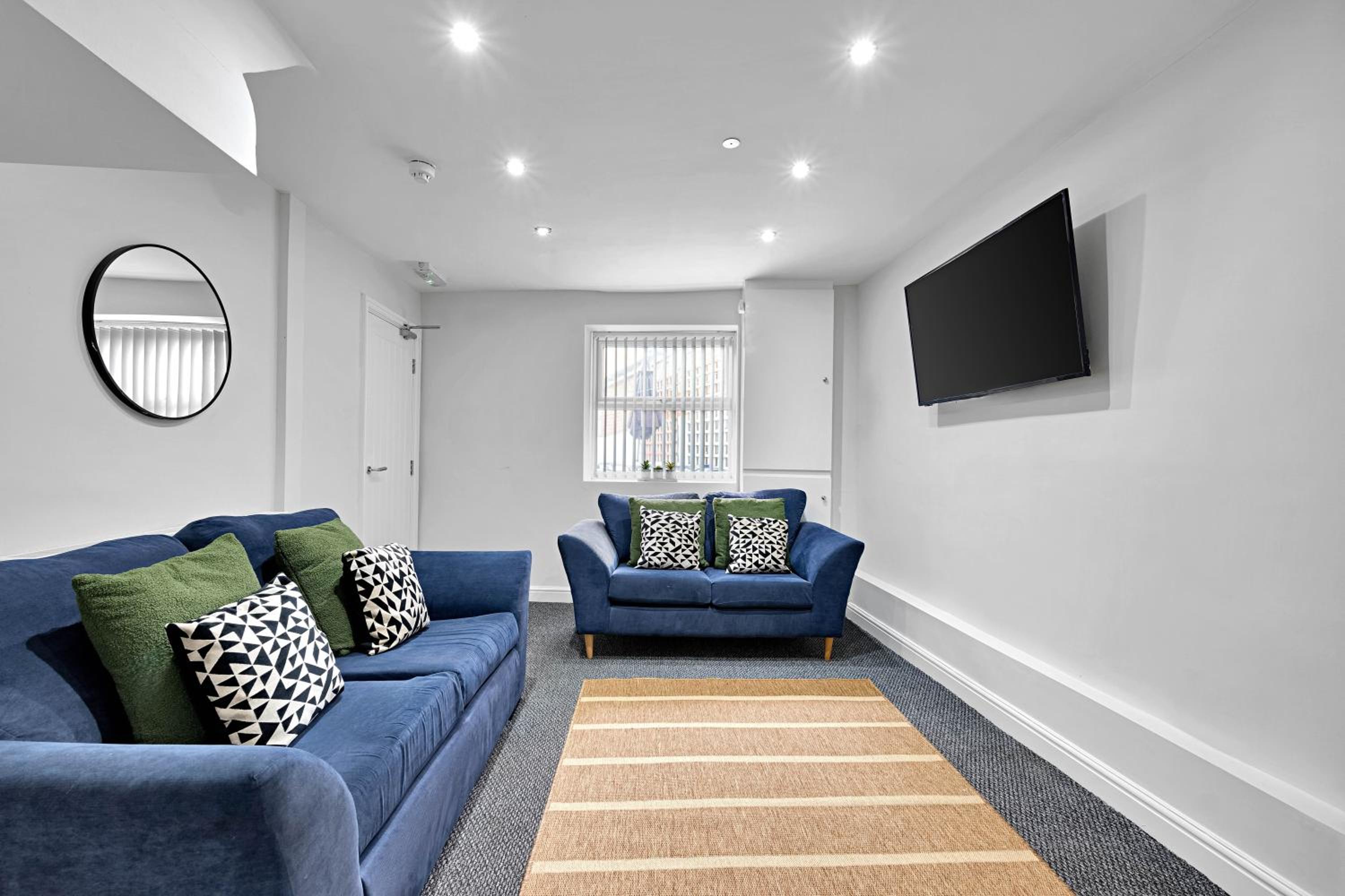 Kemble House - Air Host & Stay - 5 Bedroom, 5 Bathroom - Sleeping 10