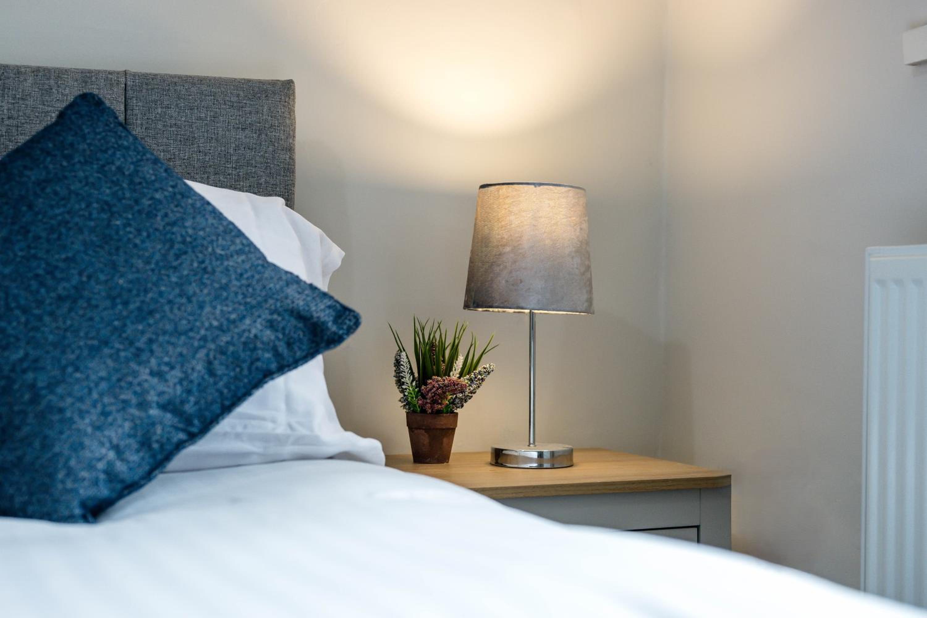 Kemble House - Air Host & Stay - 5 Bedroom, 5 Bathroom - Sleeping 10