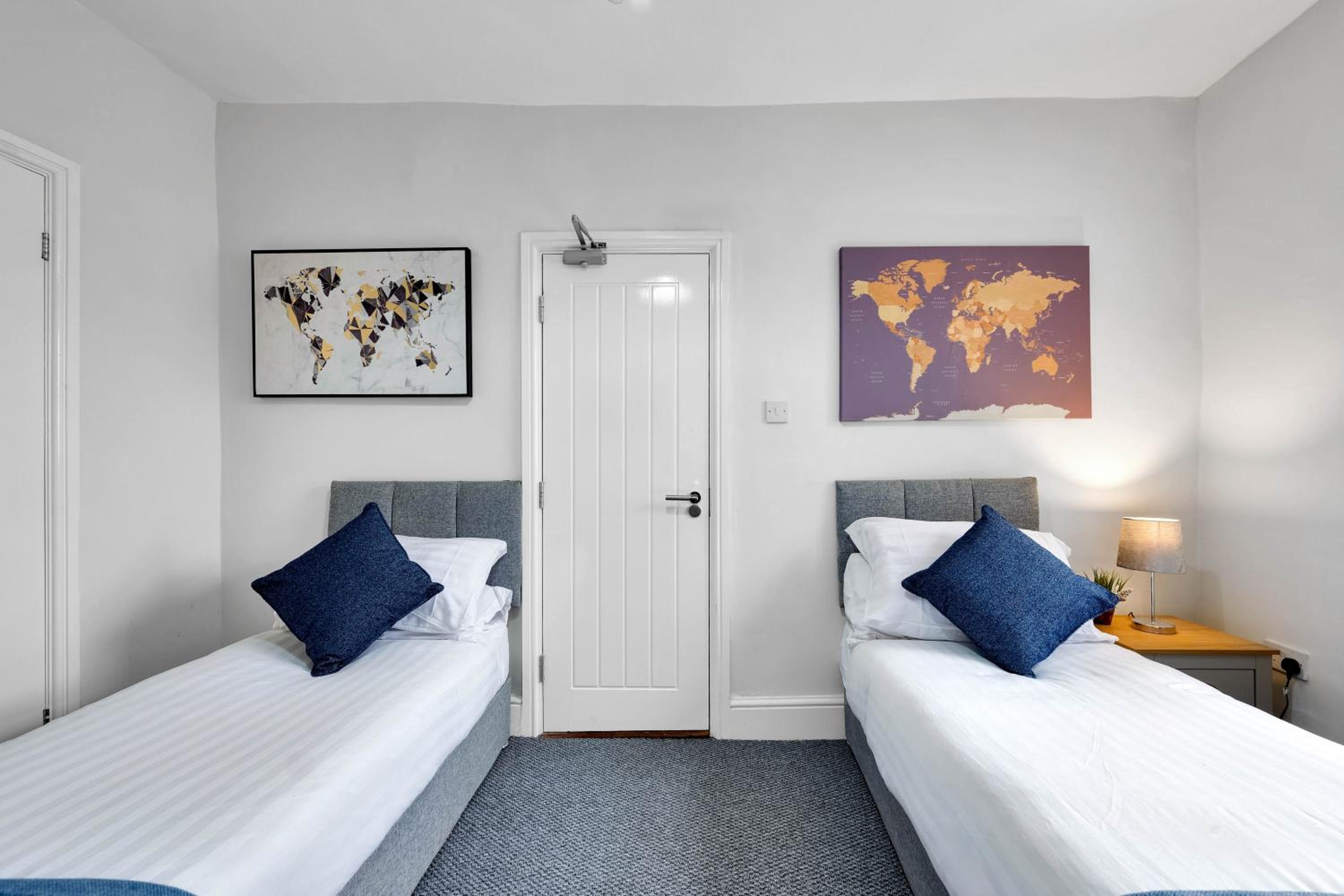 Kemble House - Air Host & Stay - 5 Bedroom, 5 Bathroom - Sleeping 10
