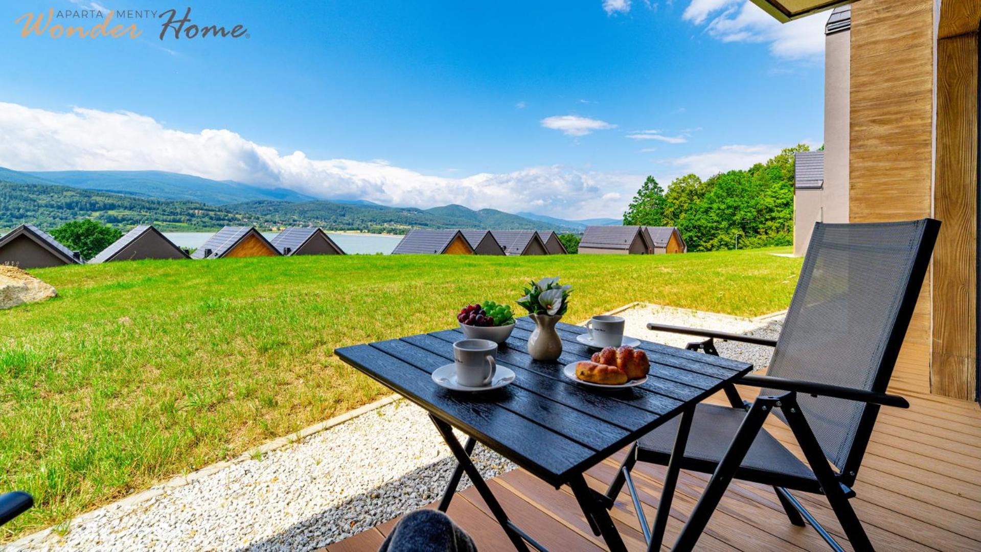 Wonder Hill - bajkowy widok na góry i zalew, strefa wellness na terenie kompleksu