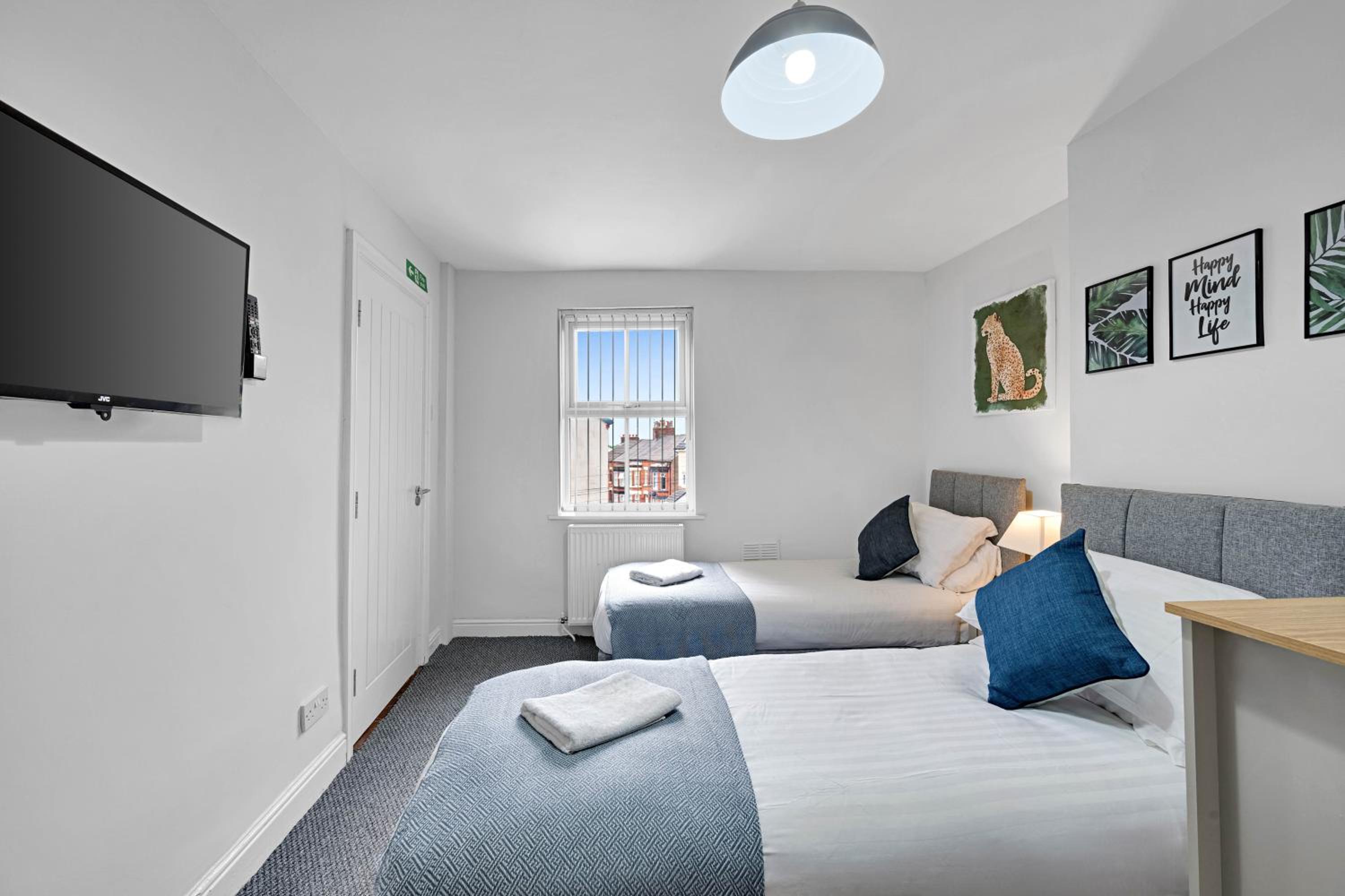 Kemble House - Air Host & Stay - 5 Bedroom, 5 Bathroom - Sleeping 10