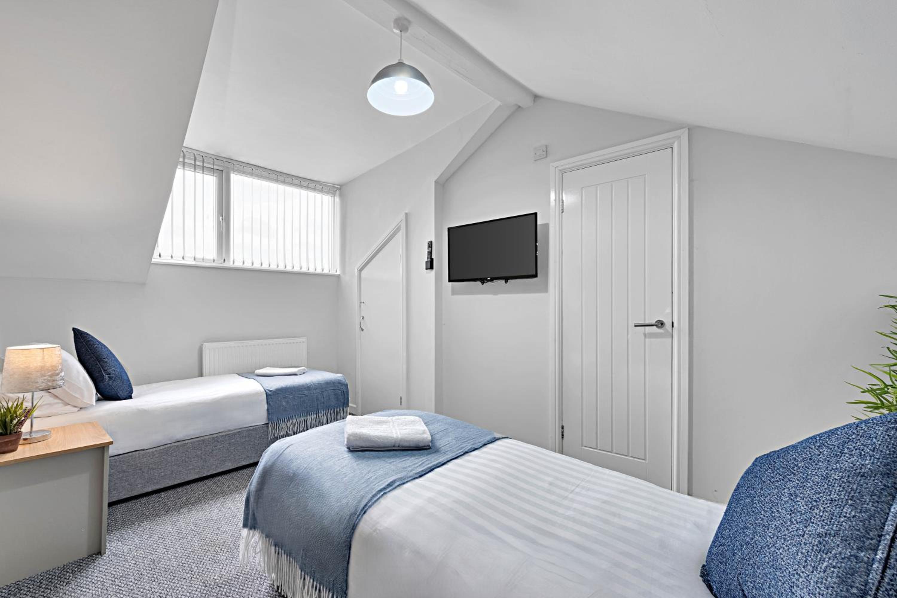 Kemble House - Air Host & Stay - 5 Bedroom, 5 Bathroom - Sleeping 10