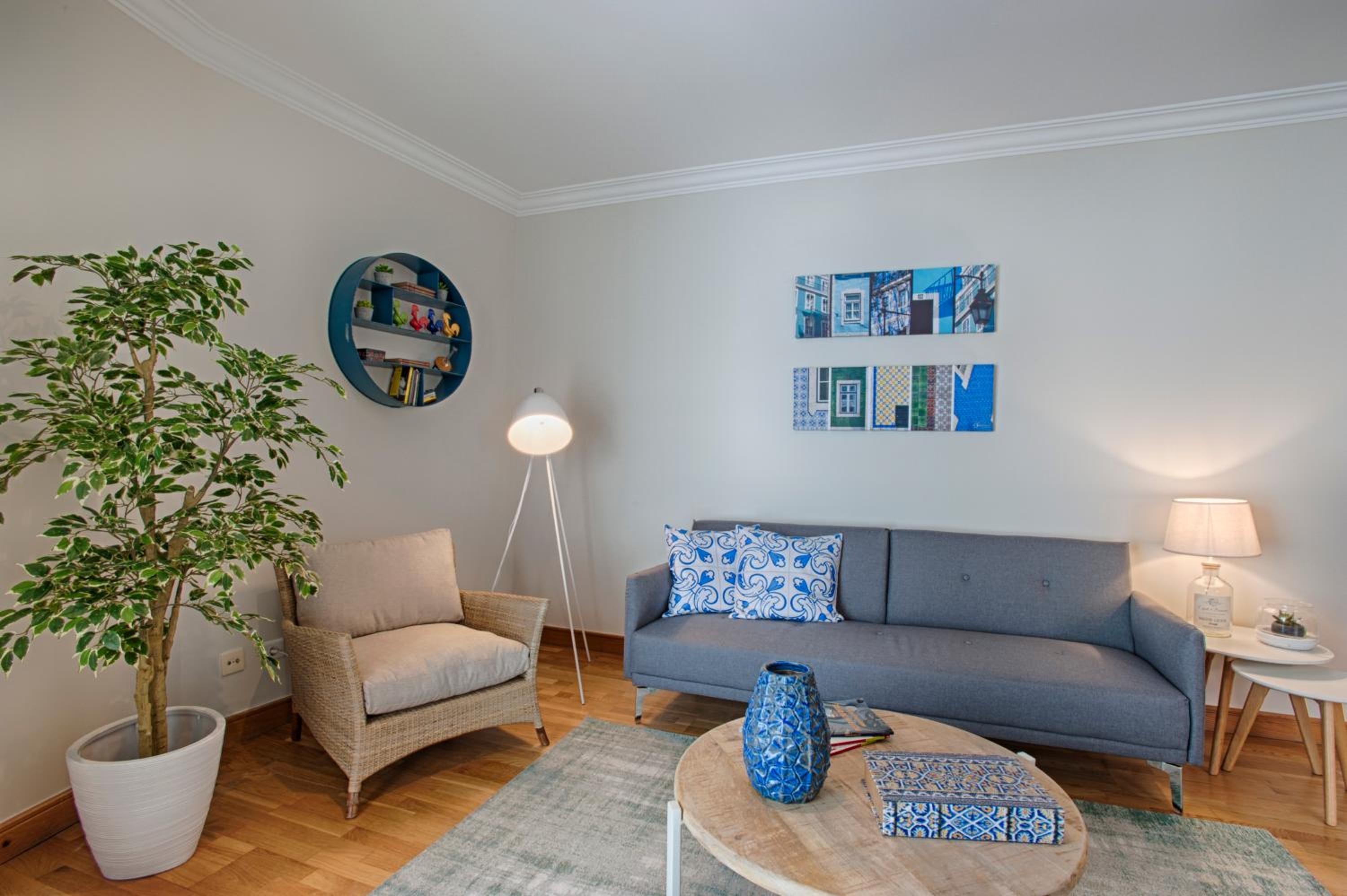 BmyGuest - Arroios Lisbon Apartment view 5