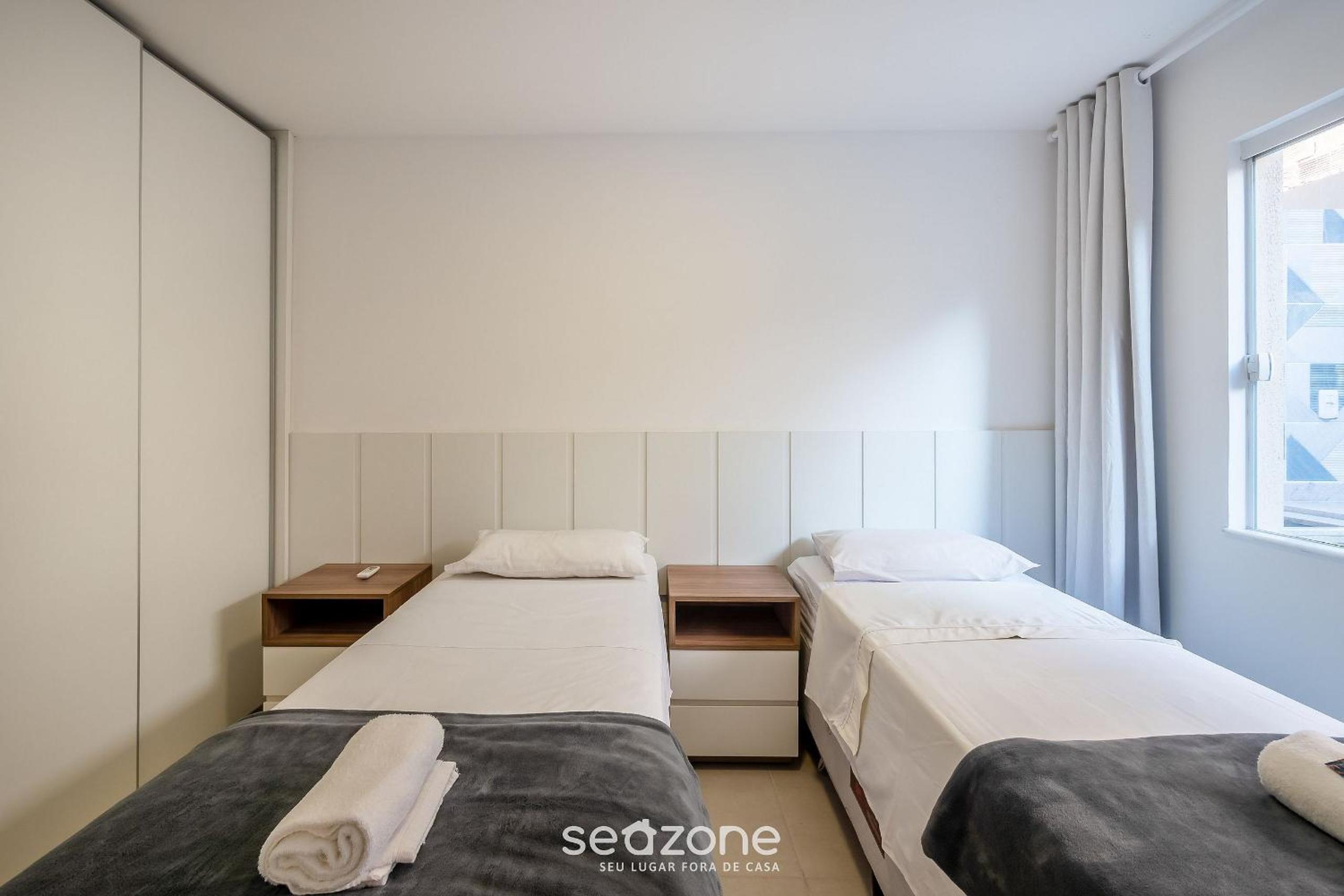 Porto Smeralda Guarajuba Apt w/ balcony - PSMC003