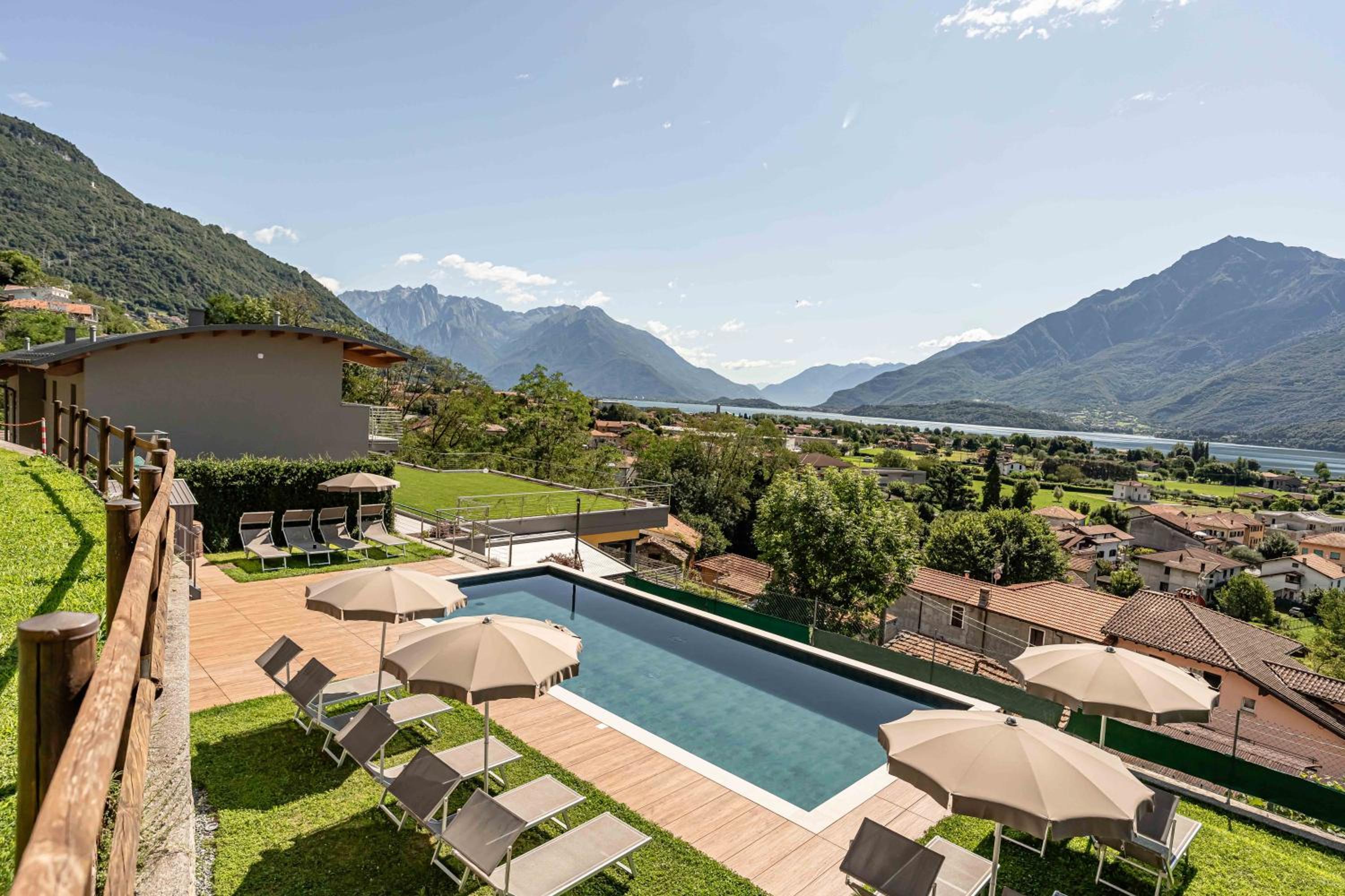 Villa Afrodite Lake Como - Luxury Italian Design by 