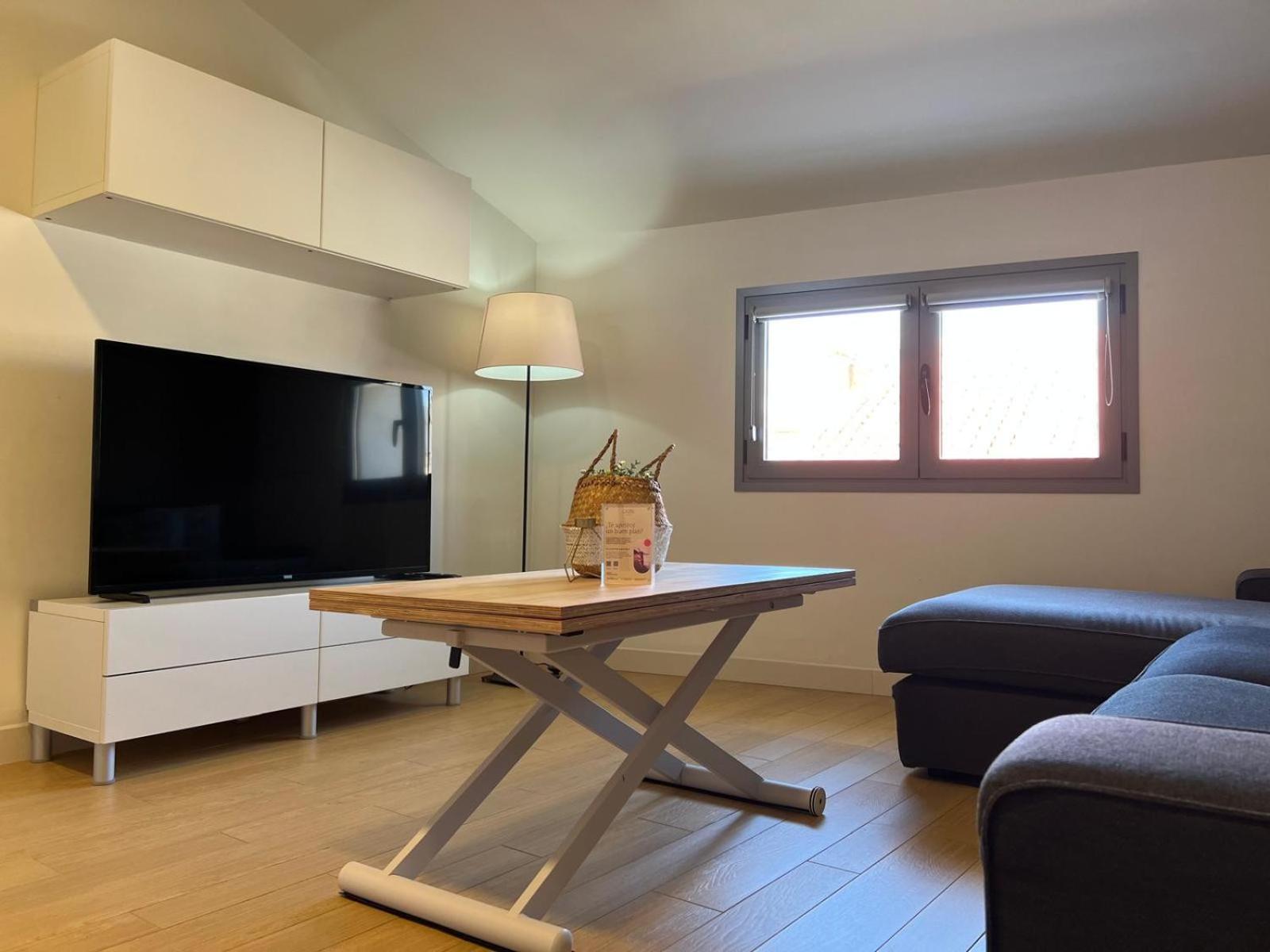 Ollerias 33 by Caleta Homes