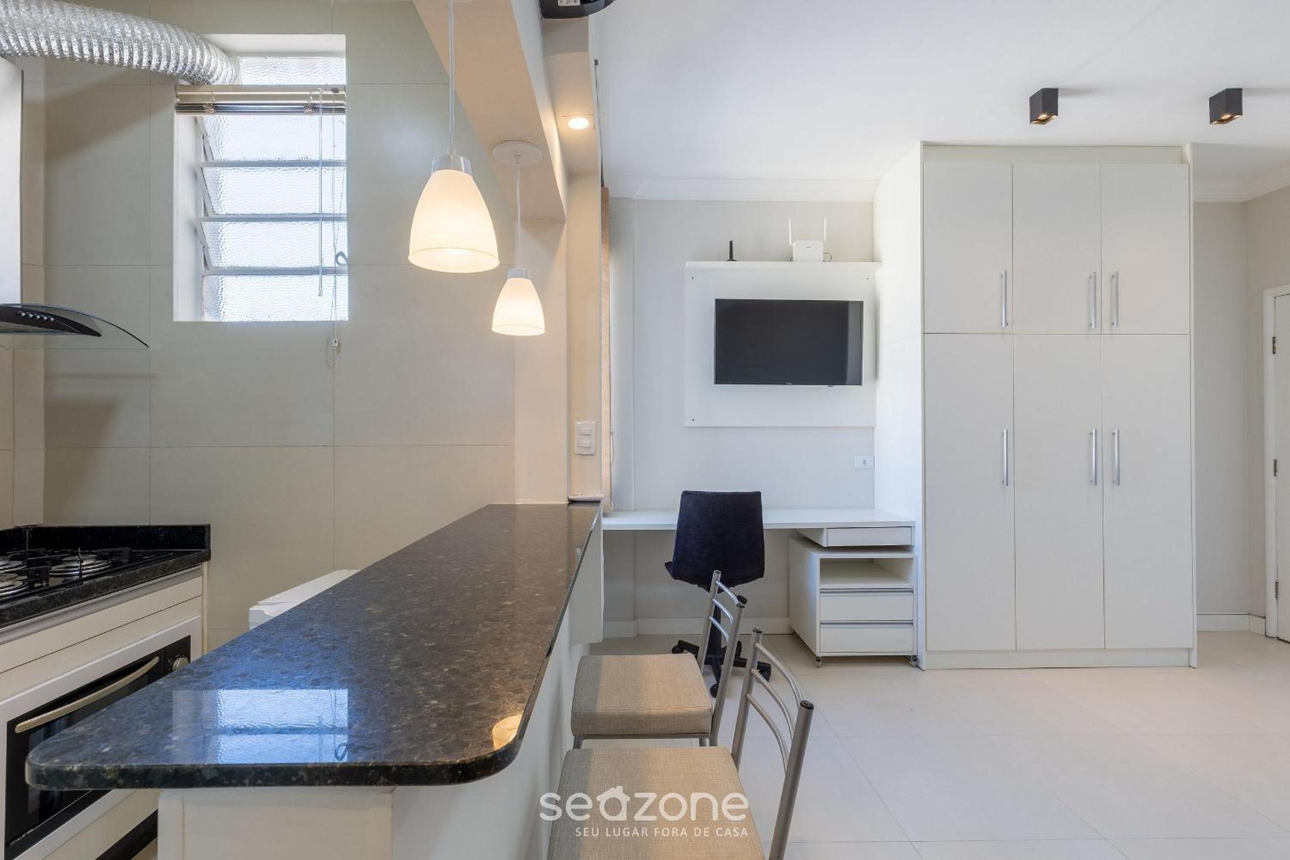 Complete Studio in Curitiba EDA0001