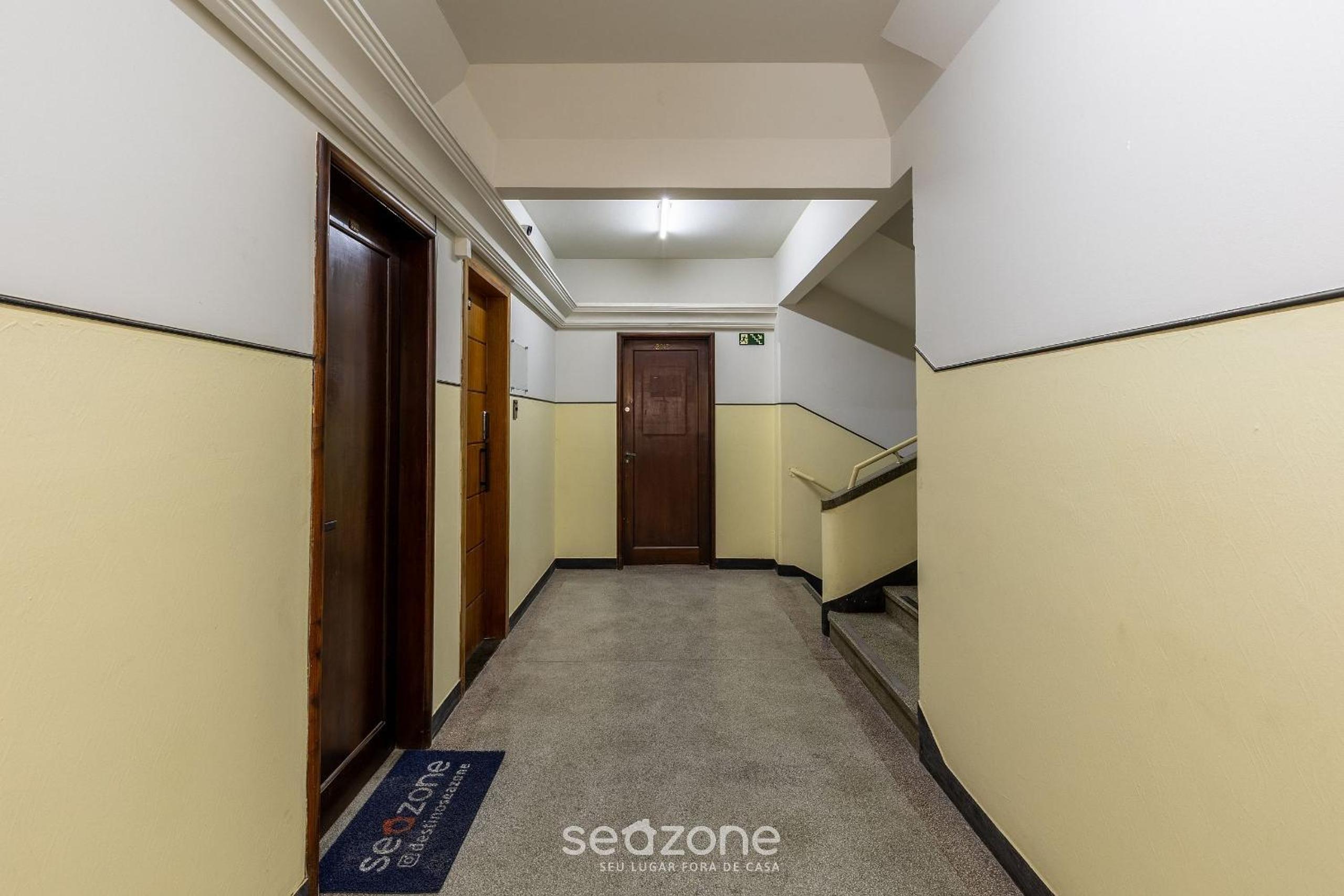 Complete Studio in Curitiba EDA0001