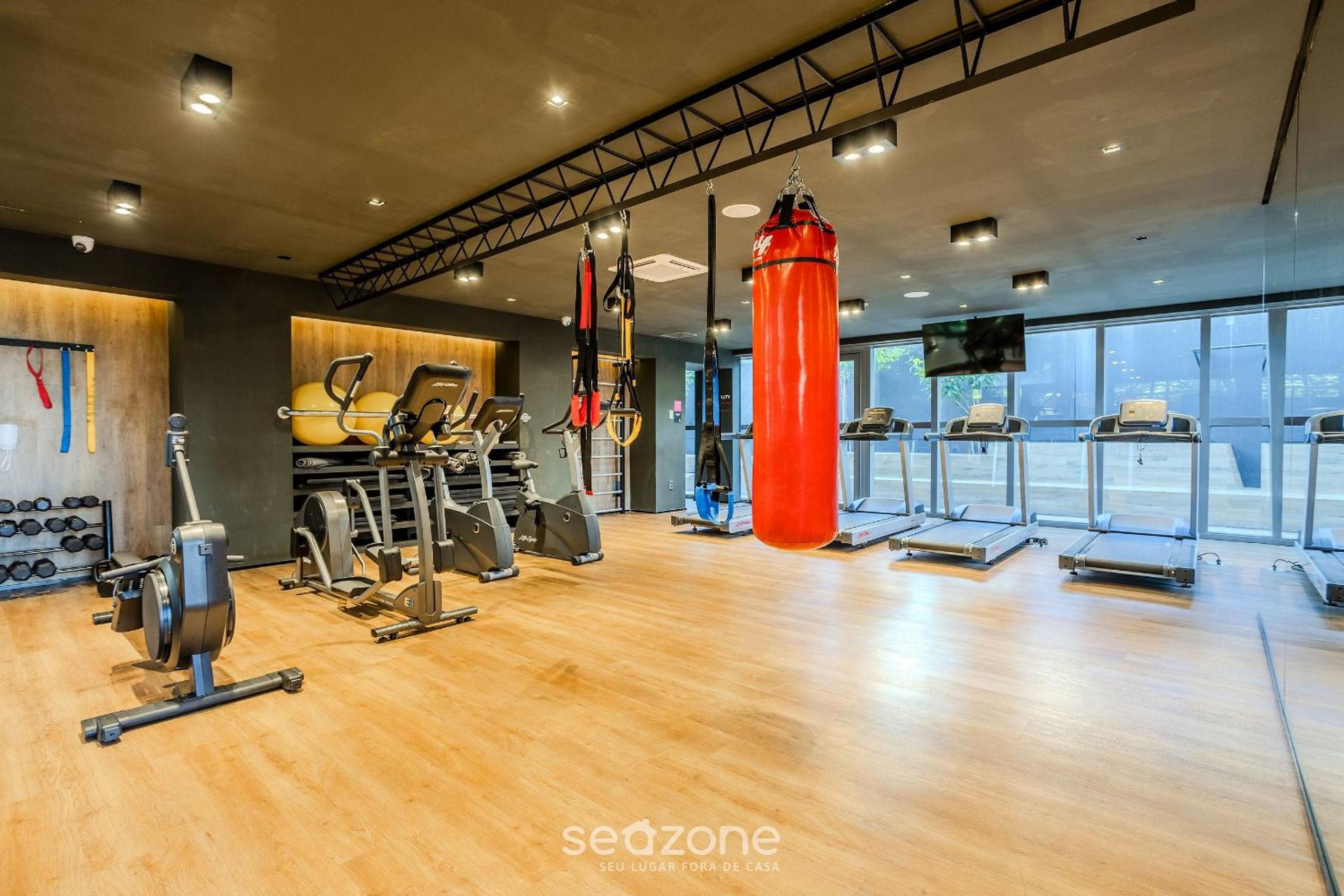 Building w/ Pool and Gym in Paraíso - ONP