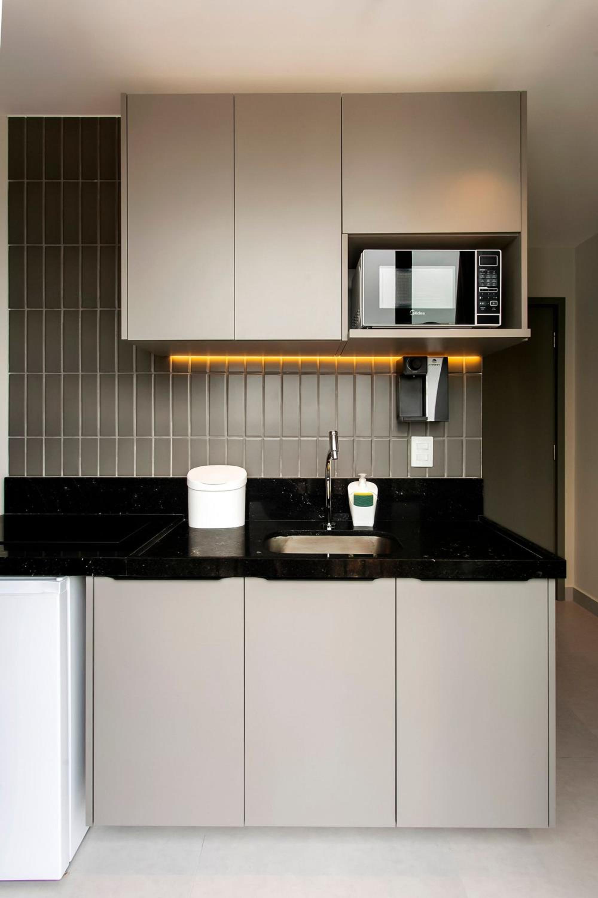 Simple Smart By Xtay - Bleisure in João Pessoa: pool, gym, and laundry near Tropical Center and HNSN