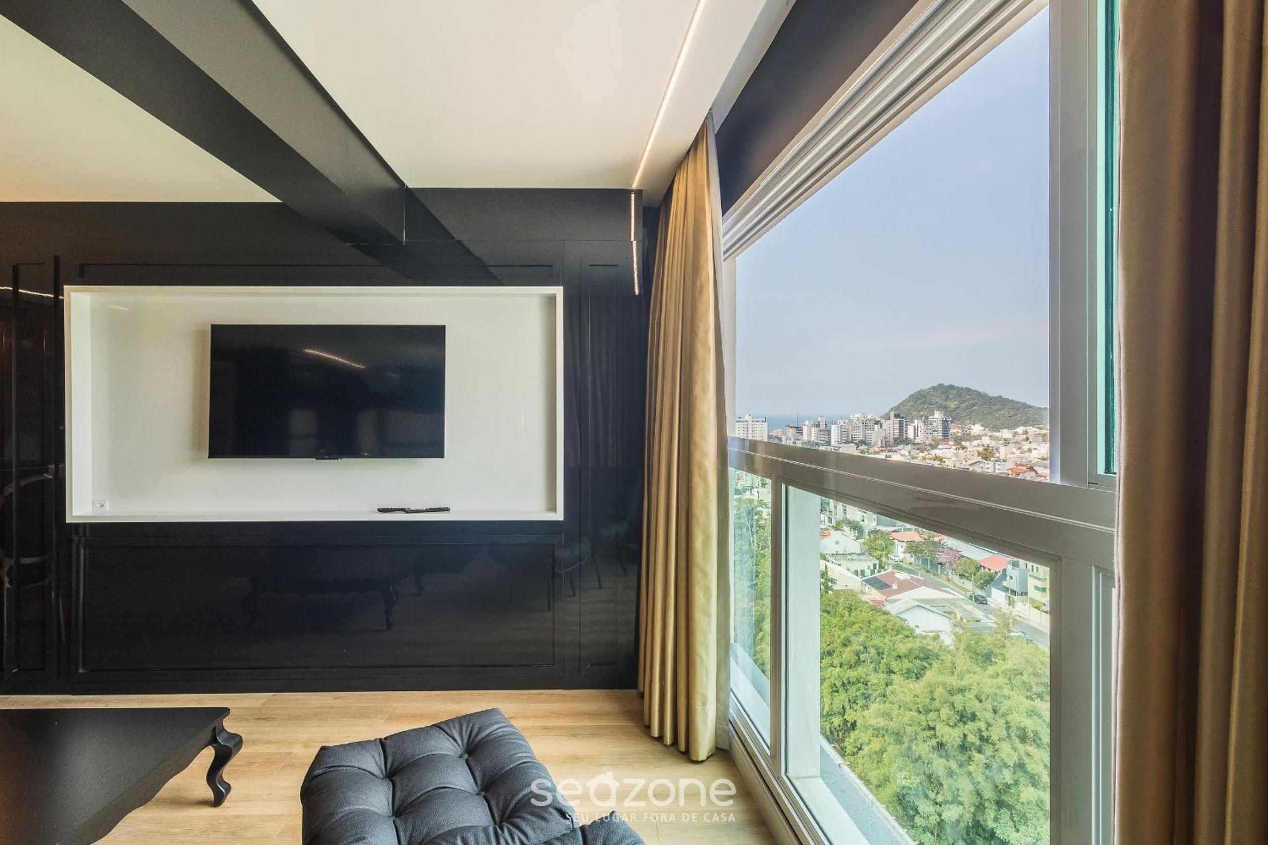 Complete Studio 850m from the Beach |RCX1105