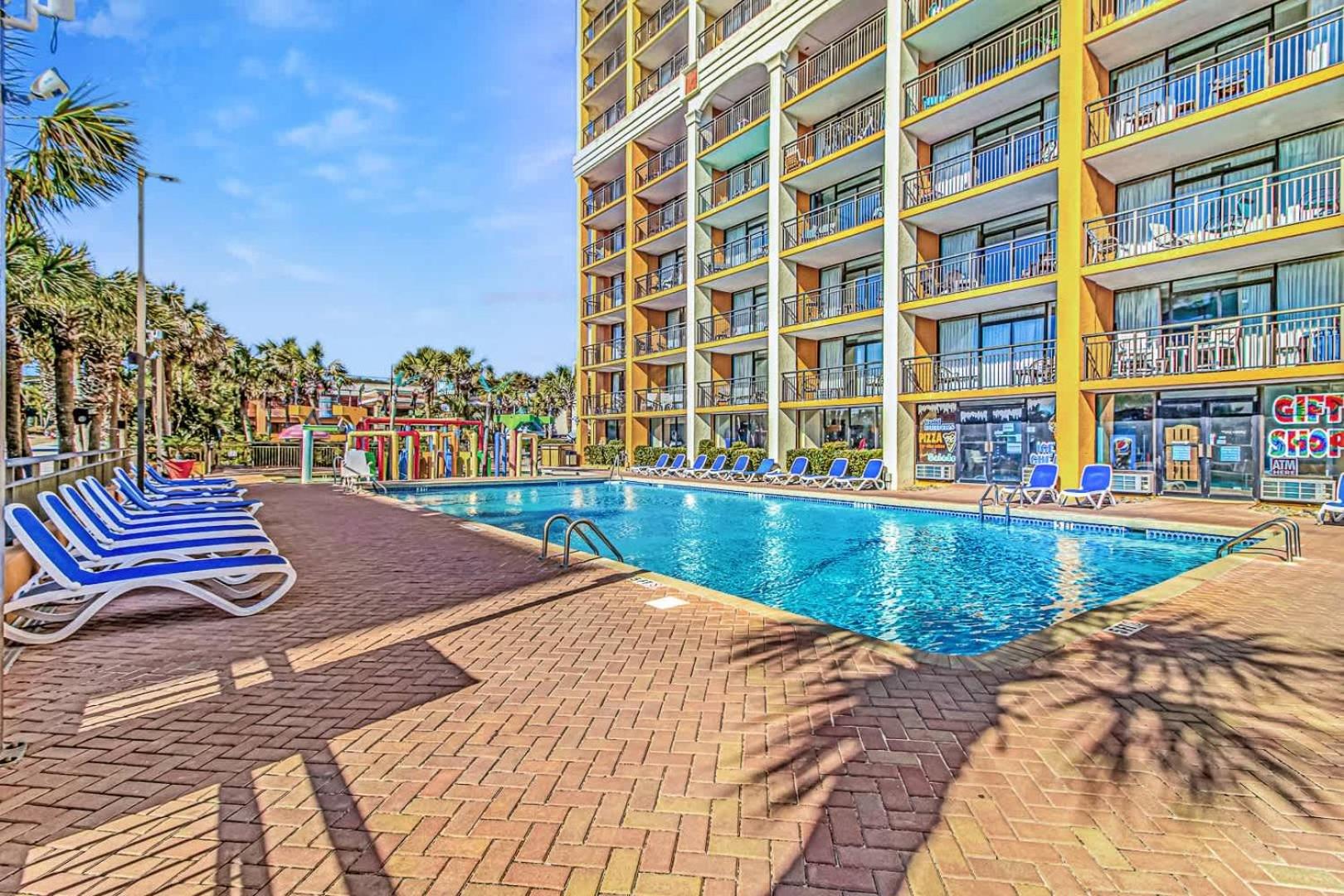 Le Palmes by StayMareni - Ocean View Suite
