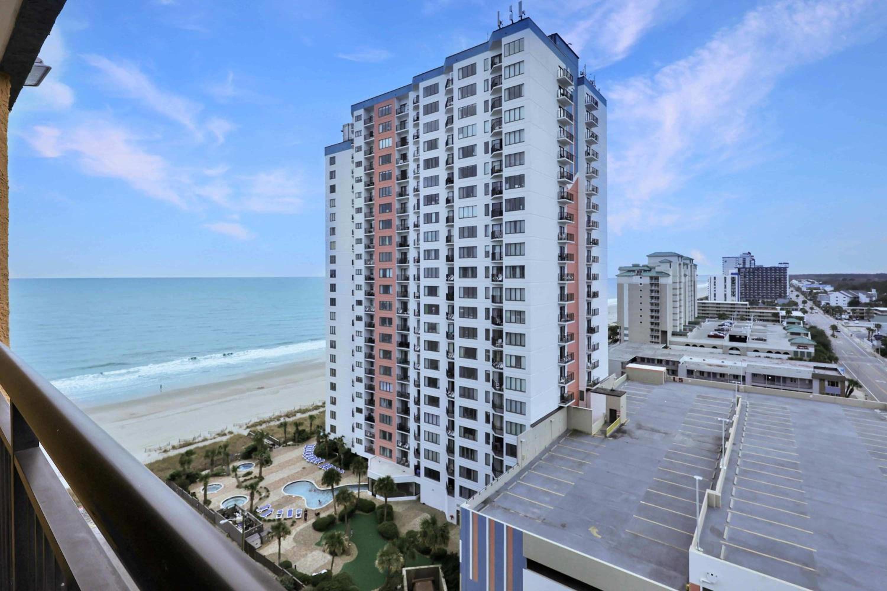 Sunset Dreams by StayMareni - Ocean Views and 2 Balconies Suite