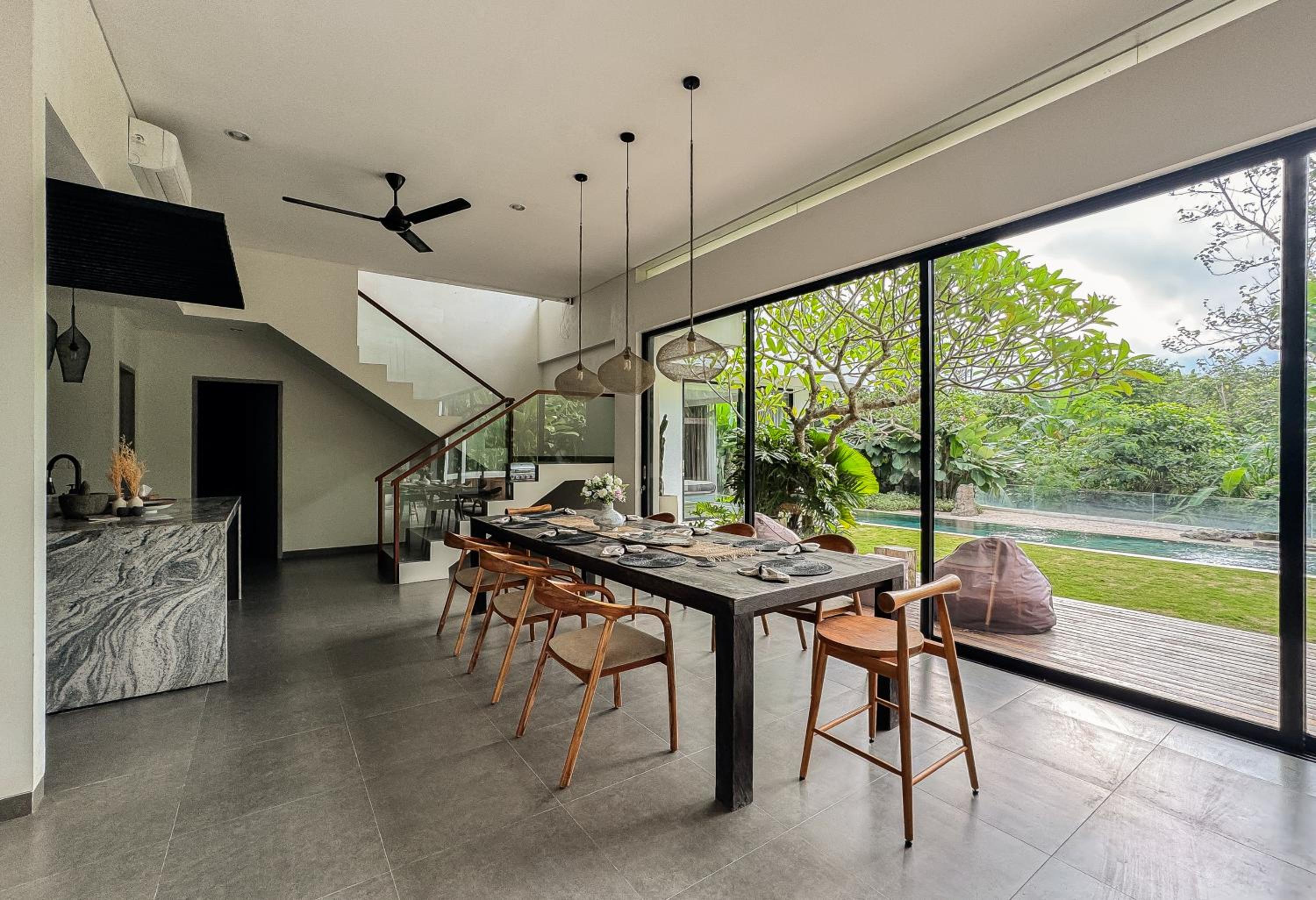 5BR Designer Villa with BBQ & Private Pool in Canggu