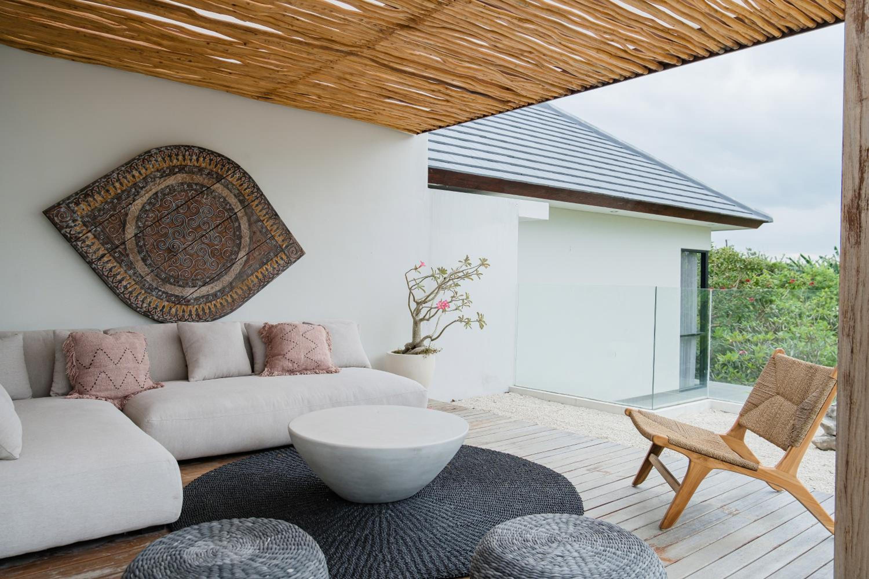 5BR Designer Villa with BBQ & Private Pool in Canggu