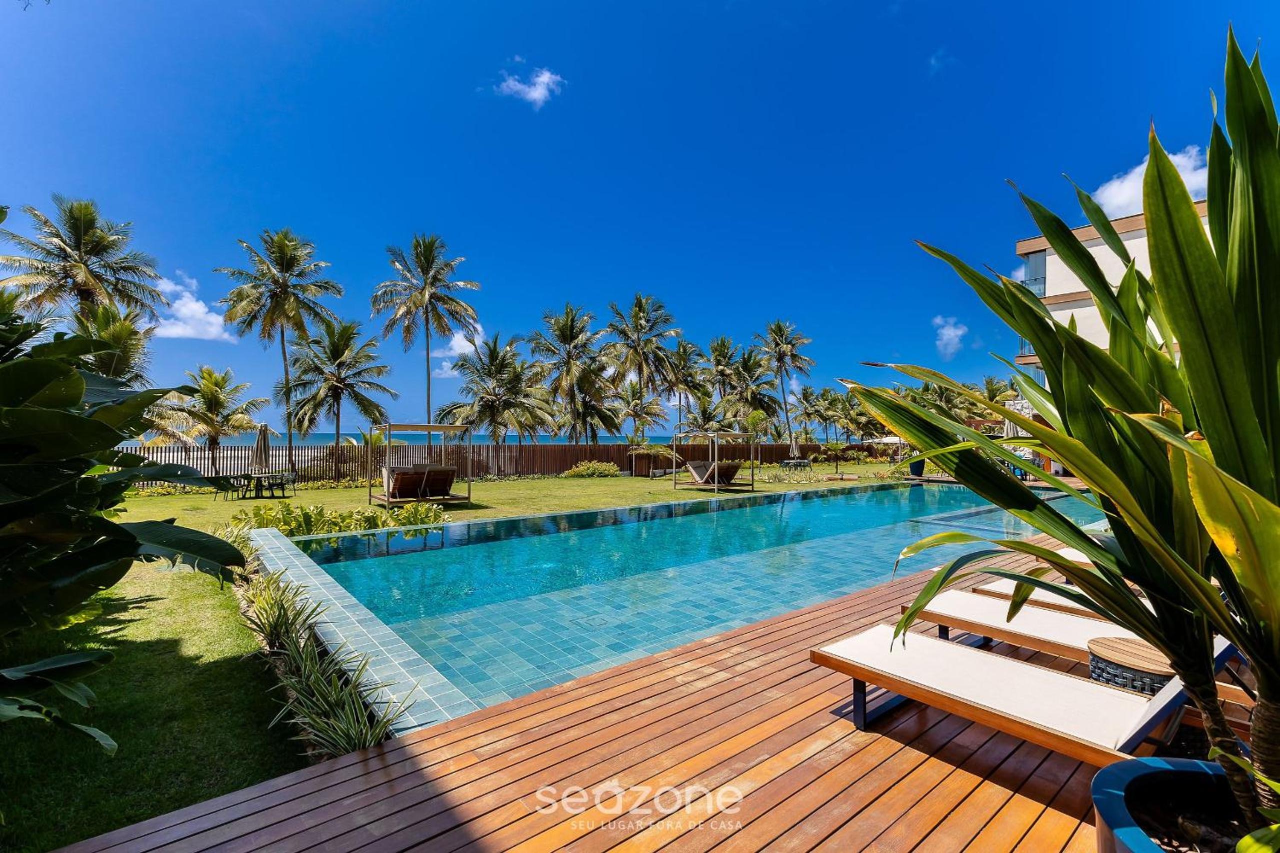 Apartments in a condo with pool on the beachfront in Ilhéus – PET