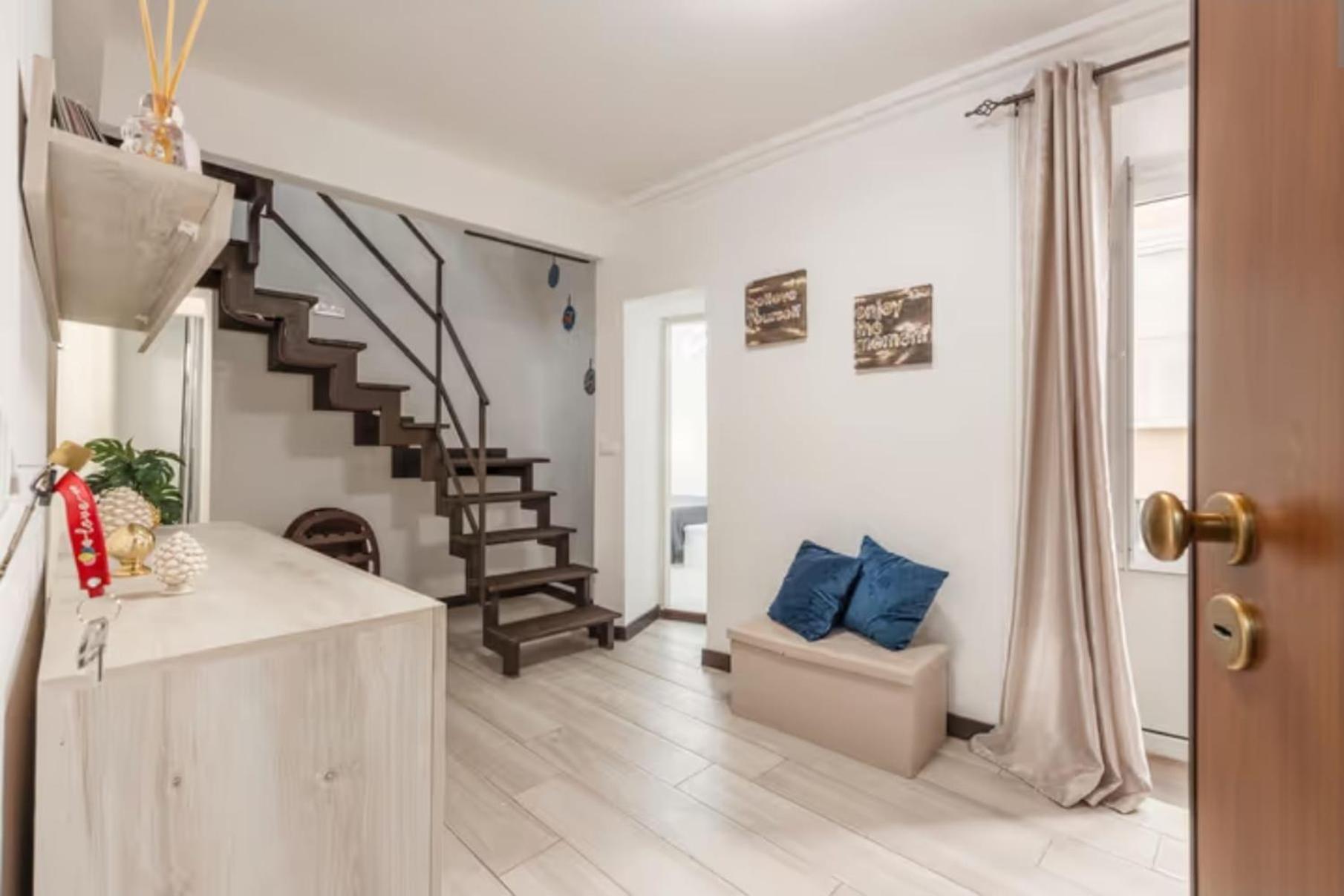 La loggia Apartment