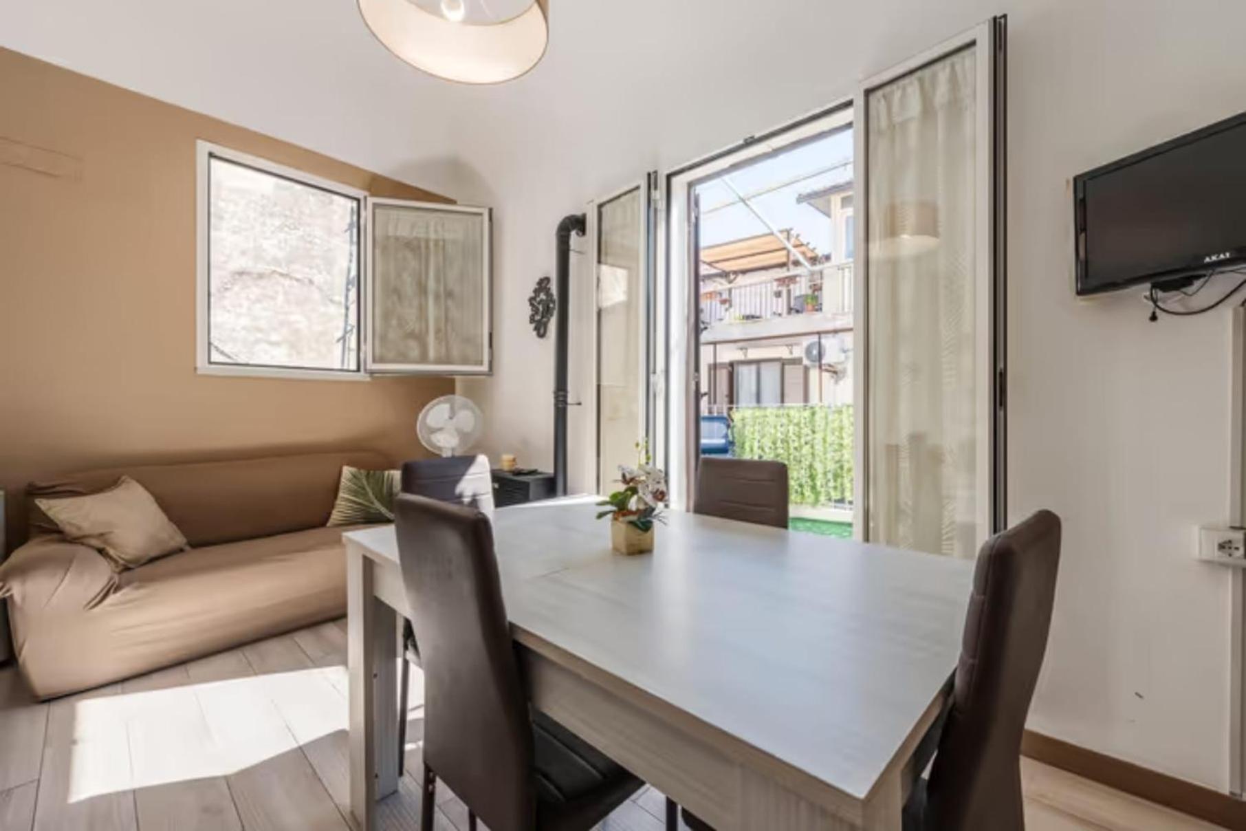 La loggia Apartment