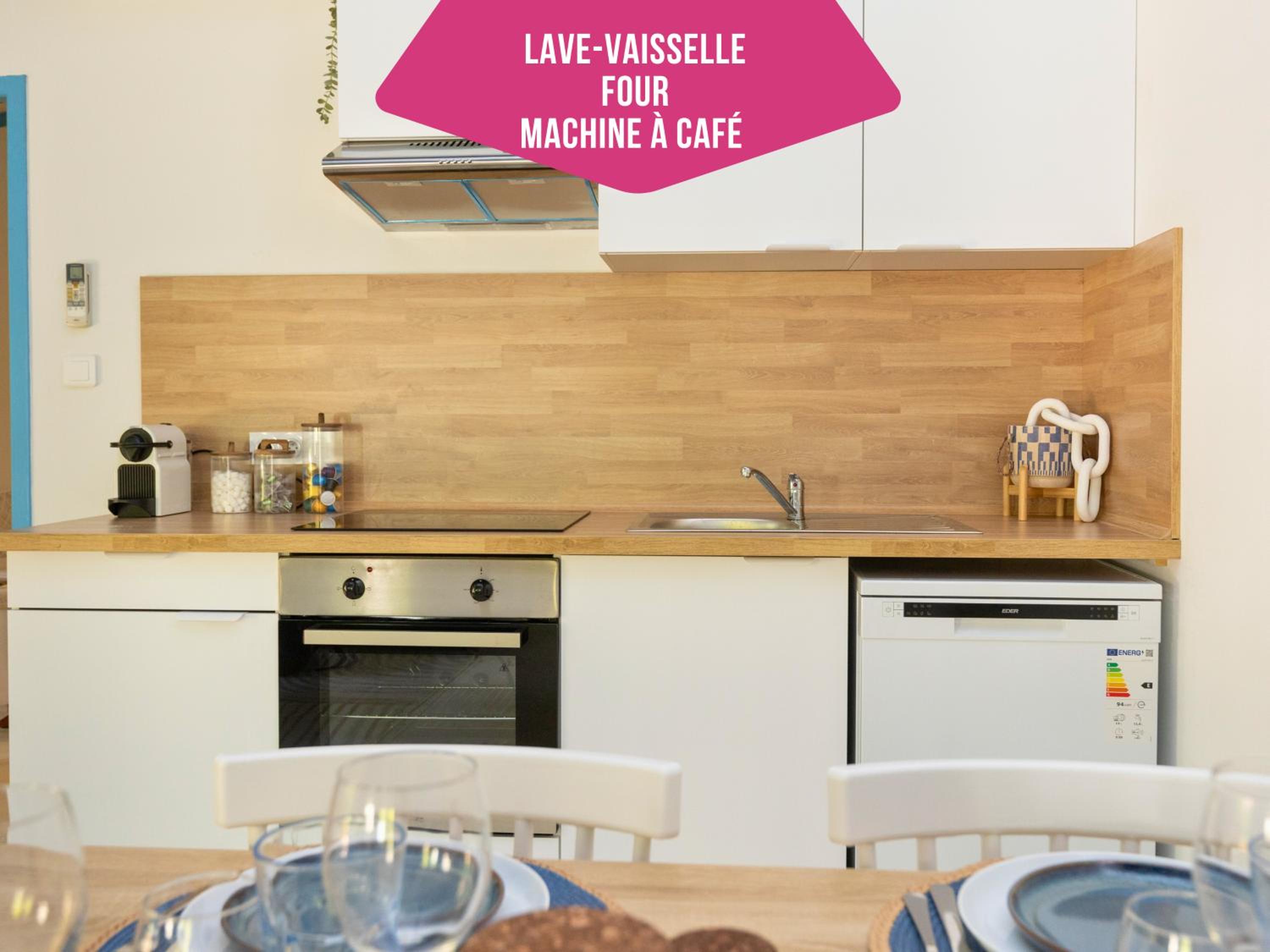 Escapade provençale - Idéal couple & petite famille - Jacuzzi exclusif - 10min Avignon et Château-neuf-du-Pape - Jardin & Piscine - Parking privé gratuit