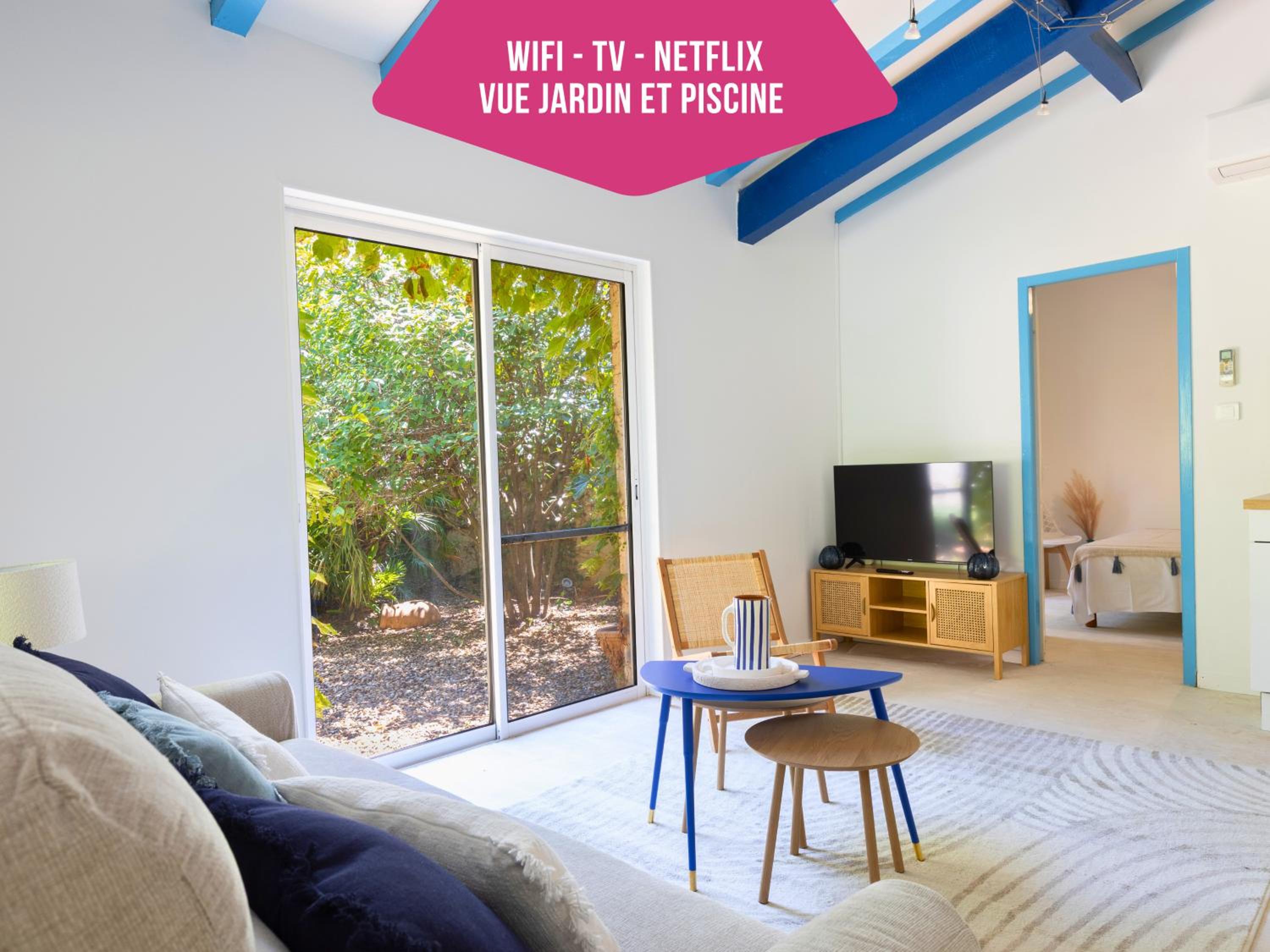 Escapade provençale - Idéal couple & petite famille - Jacuzzi exclusif - 10min Avignon et Château-neuf-du-Pape - Jardin & Piscine - Parking privé gratuit