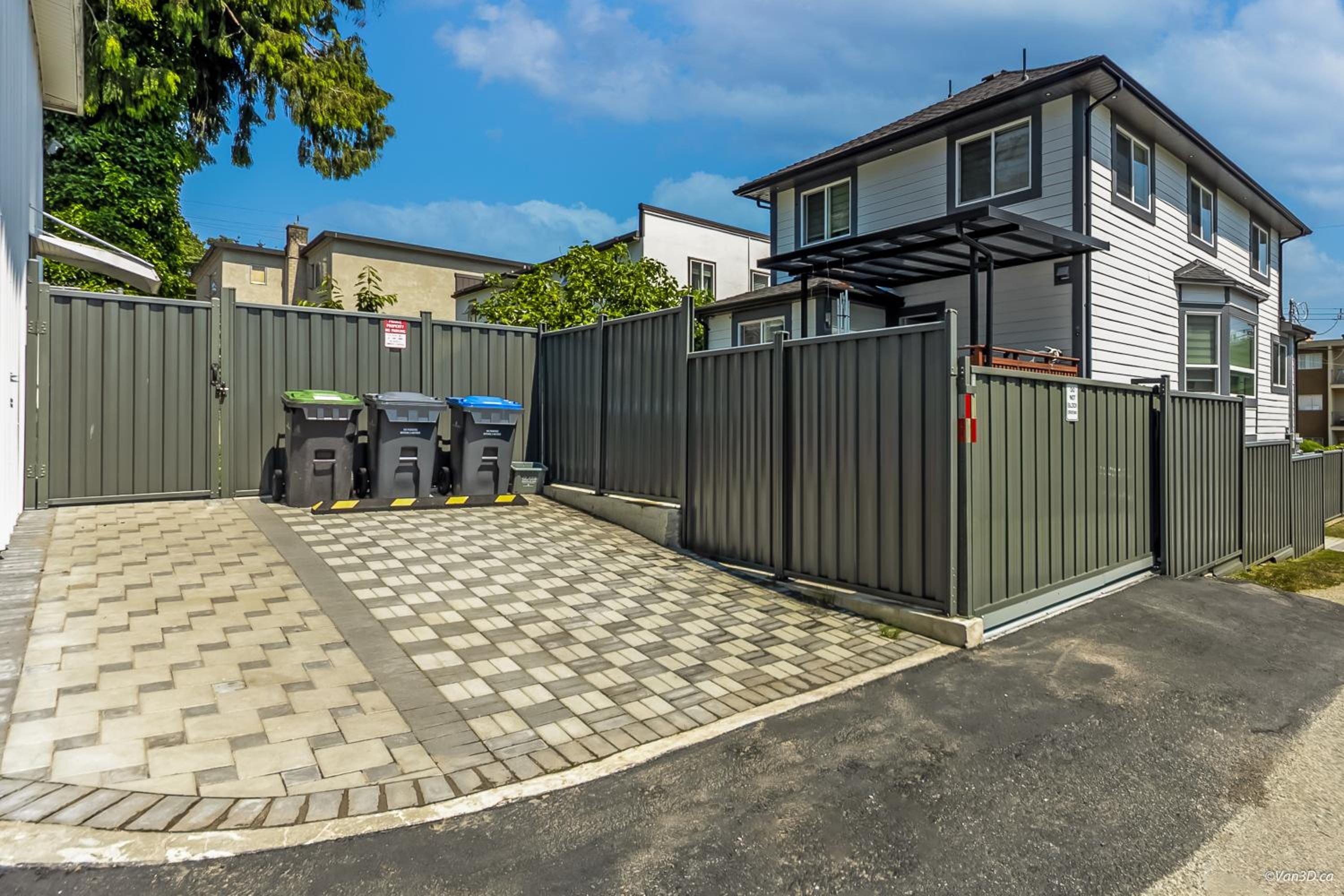 Budget friendly 2-Bed 1-Bath Suite