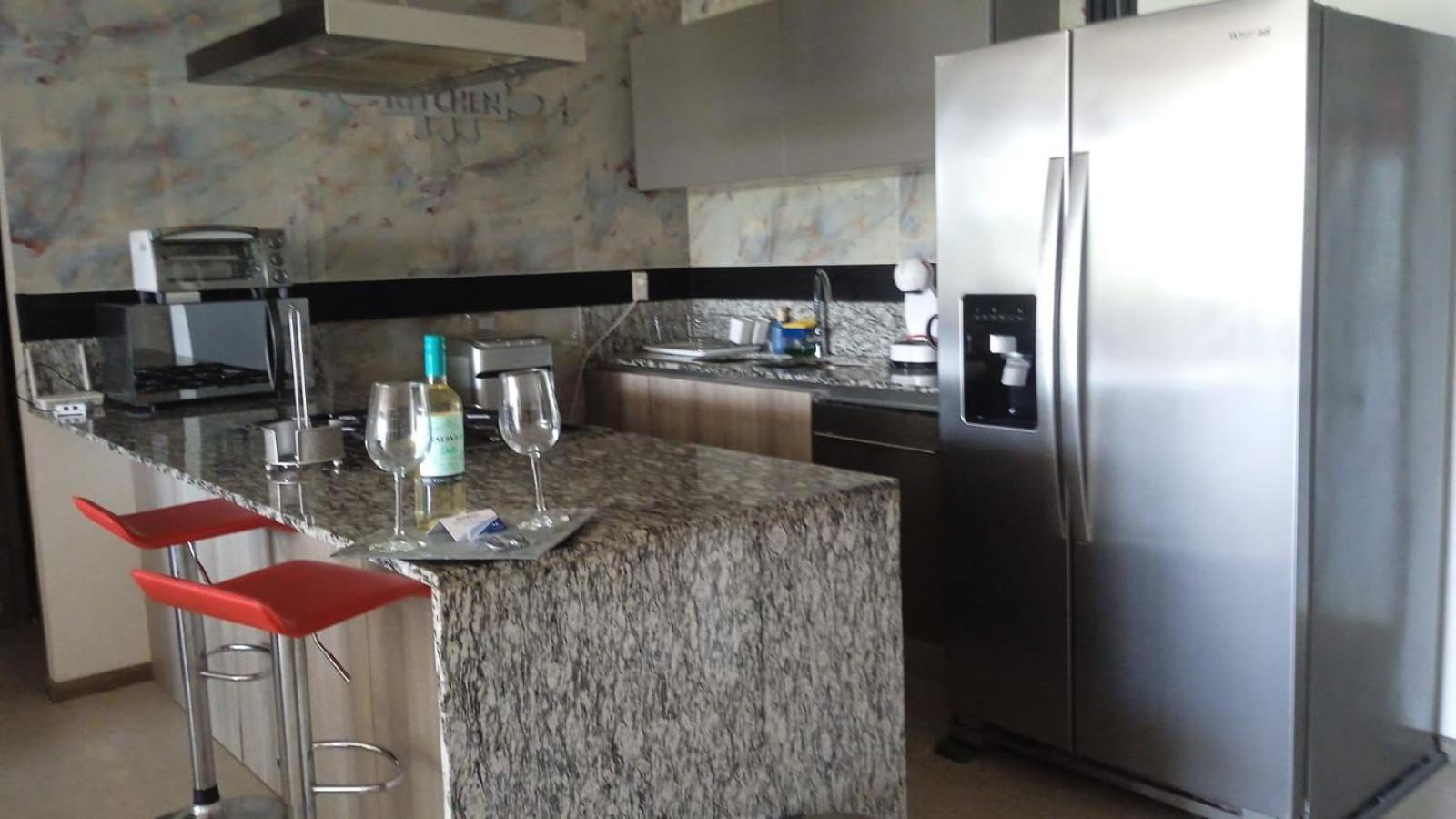 LUJOSO DEPA CON PLAYA PRIVADA en la Isla Residences Acapulco