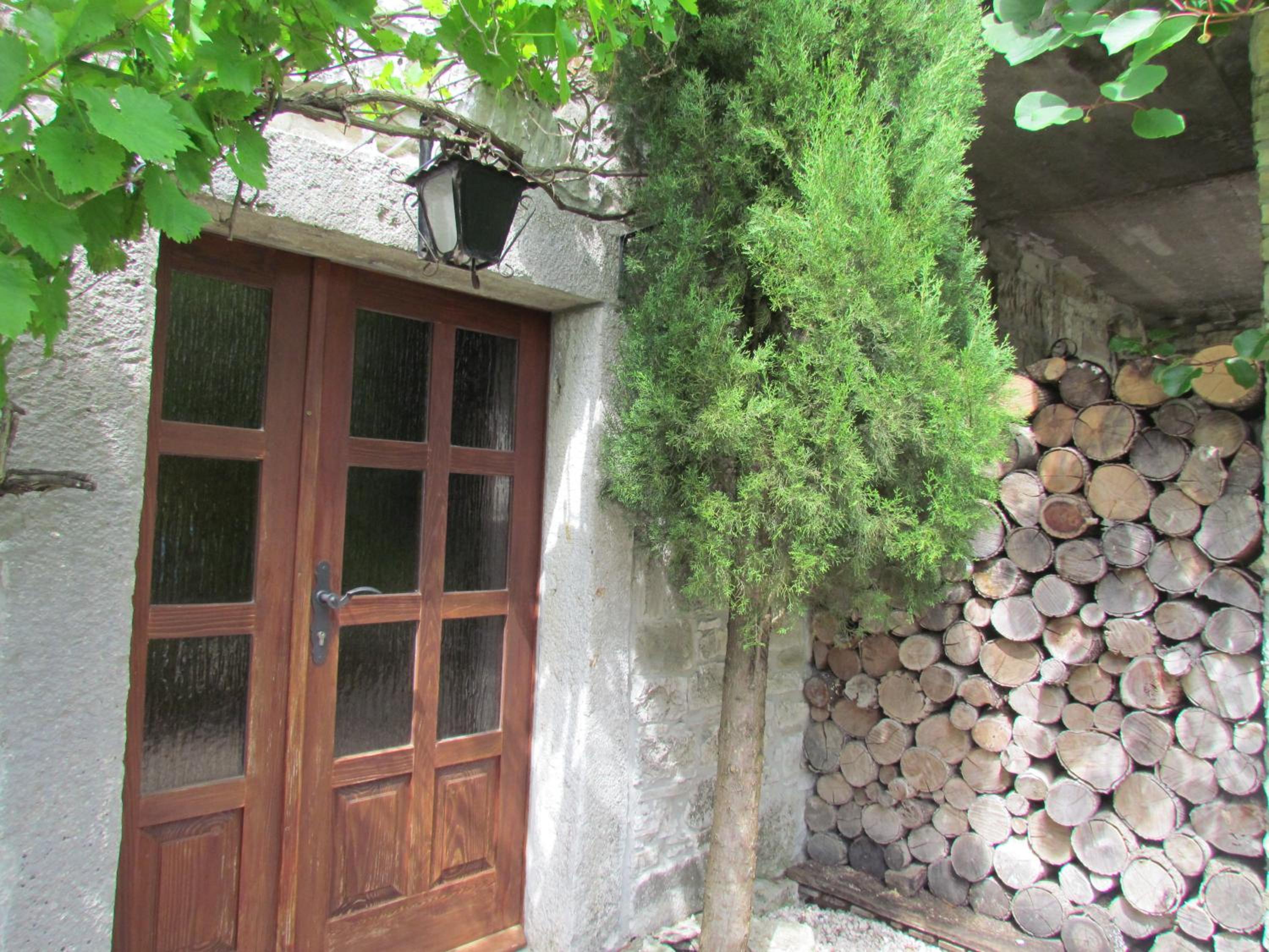 Photo 34