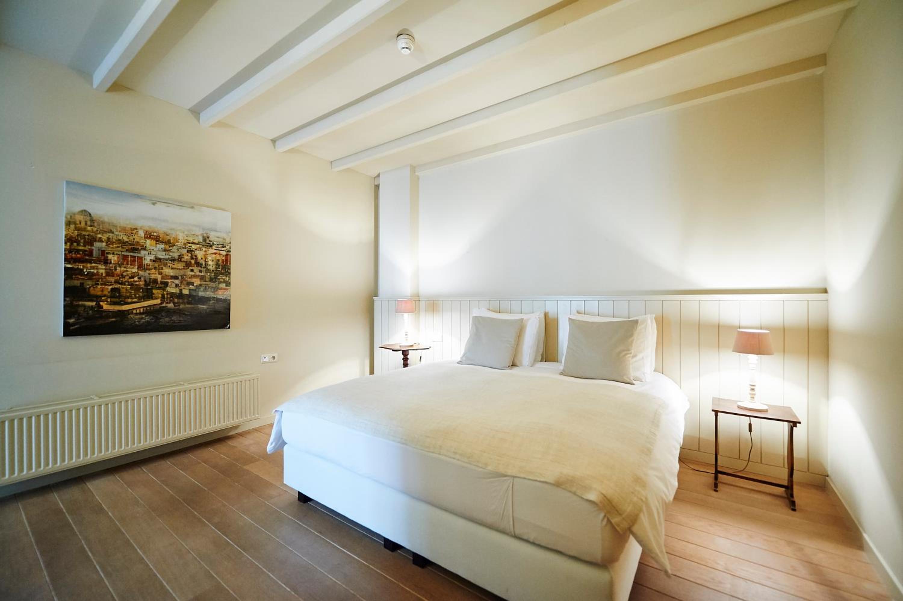 B&B Maryline