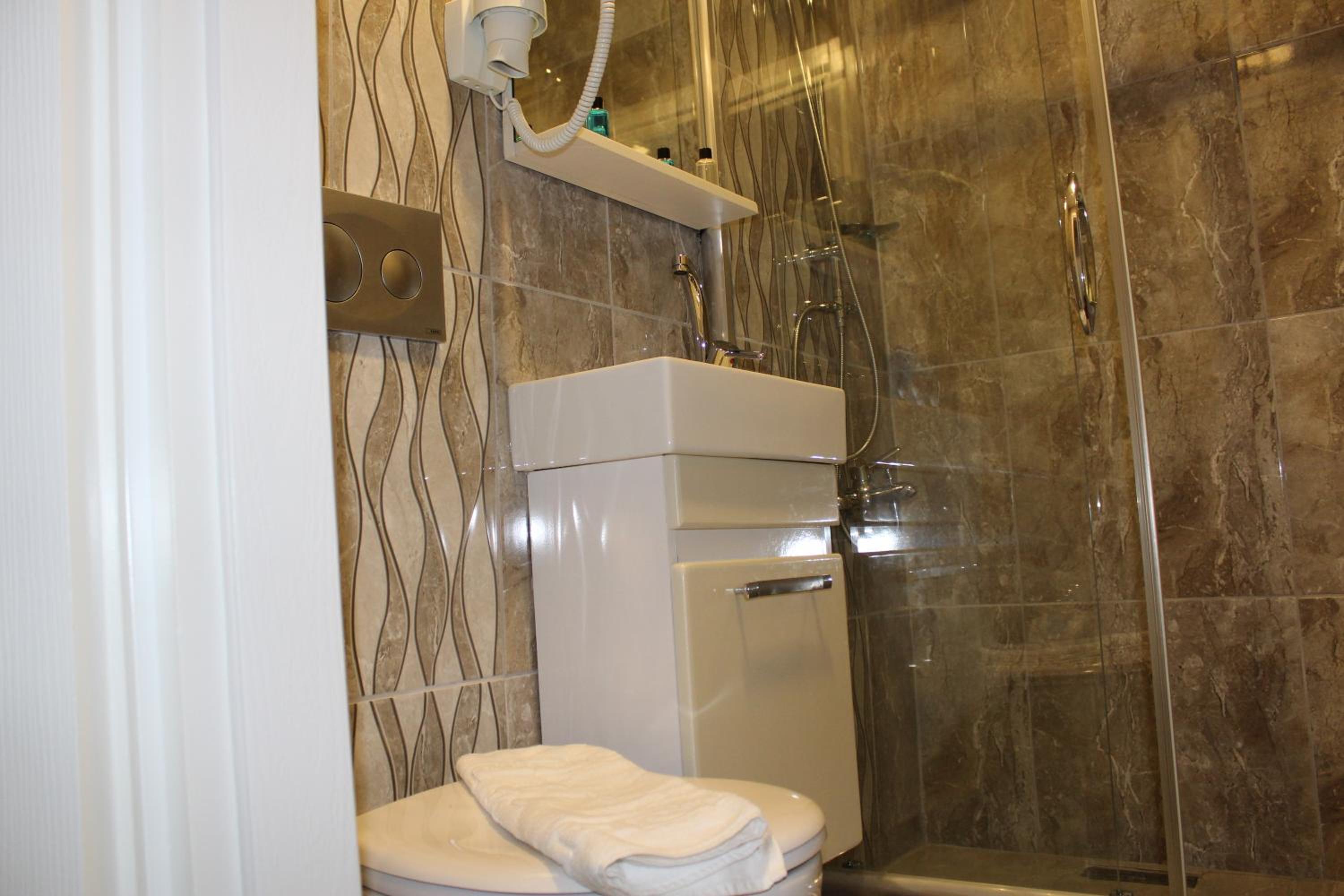 Ararat Hotel - Image 43