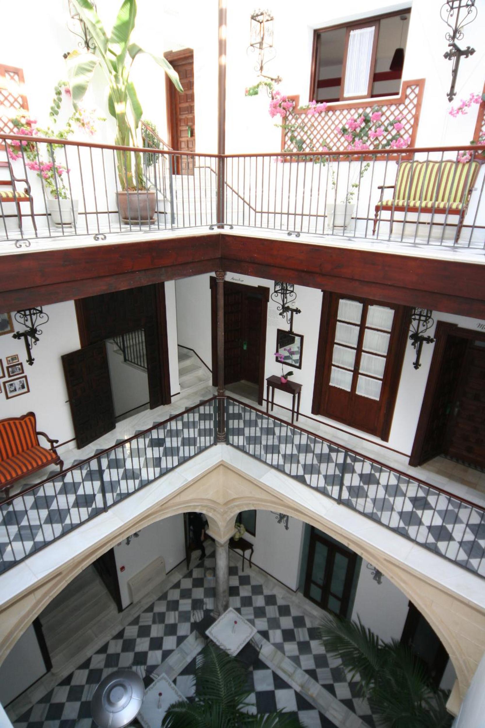 Hostal Palacio San Bartolomé view 4