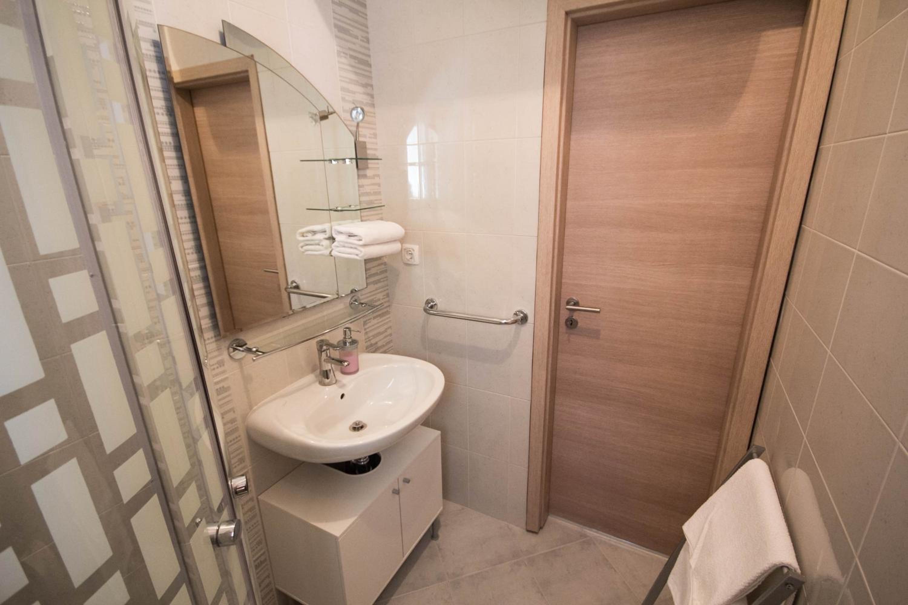 Apartments Lidija