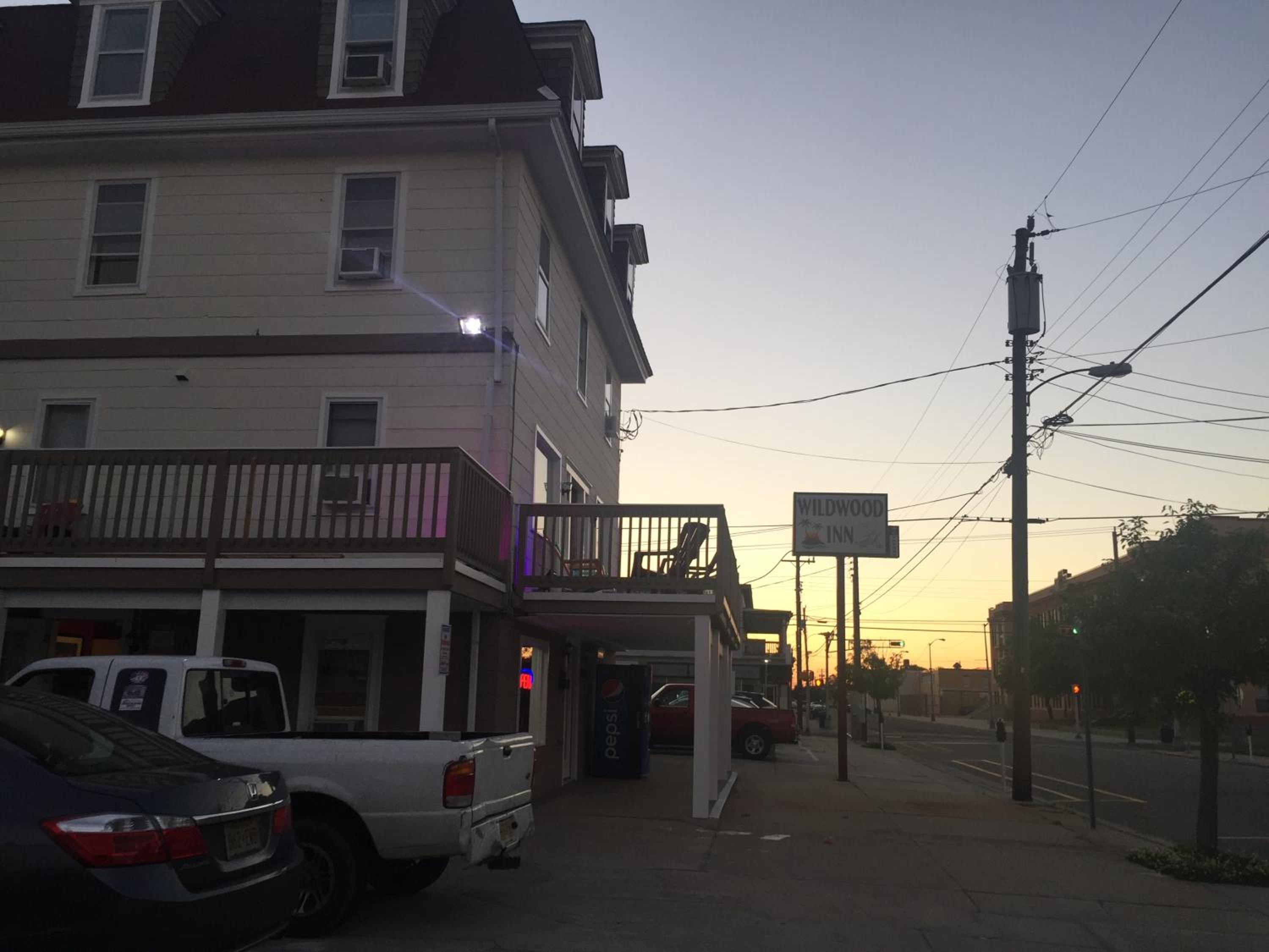 Wildwood Inn Hotel Beach & Boardwalk