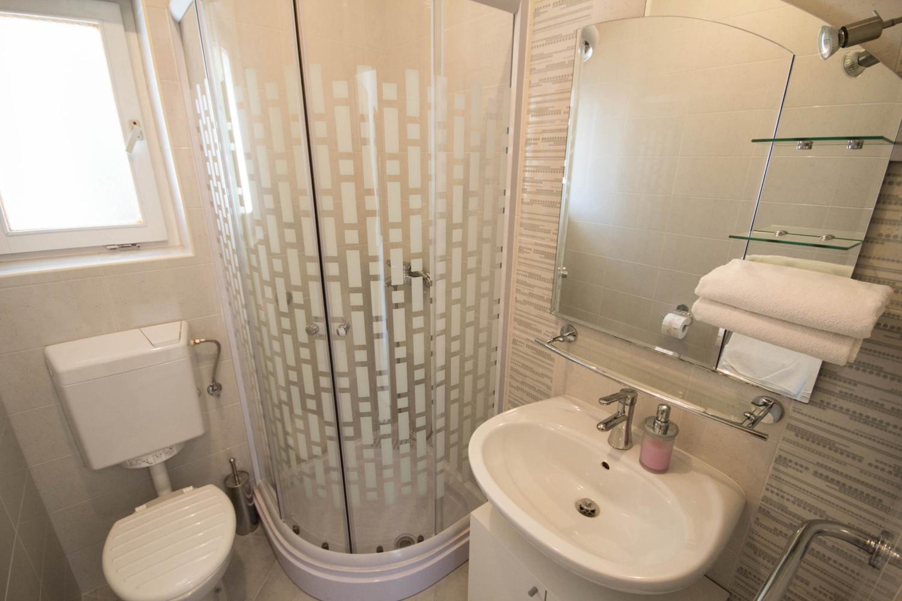 Apartments Lidija