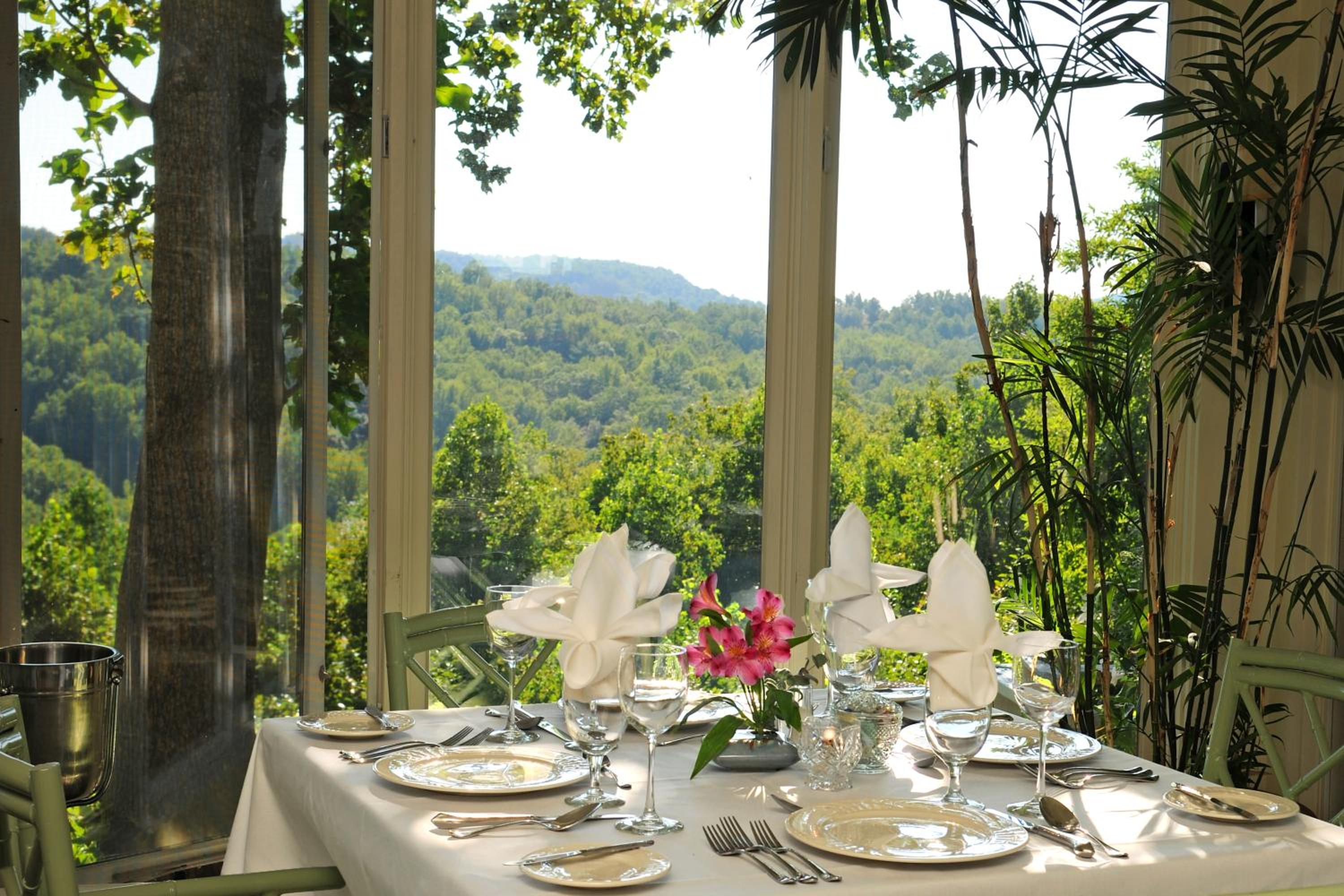 Orchard Inn - Property Image 2