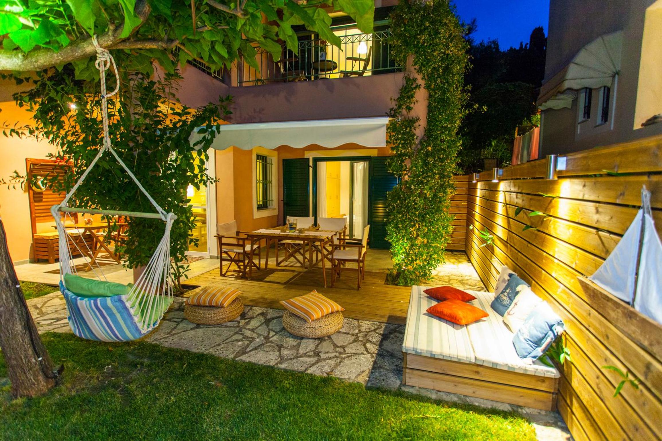Apartment in Villa Rosebud view 4