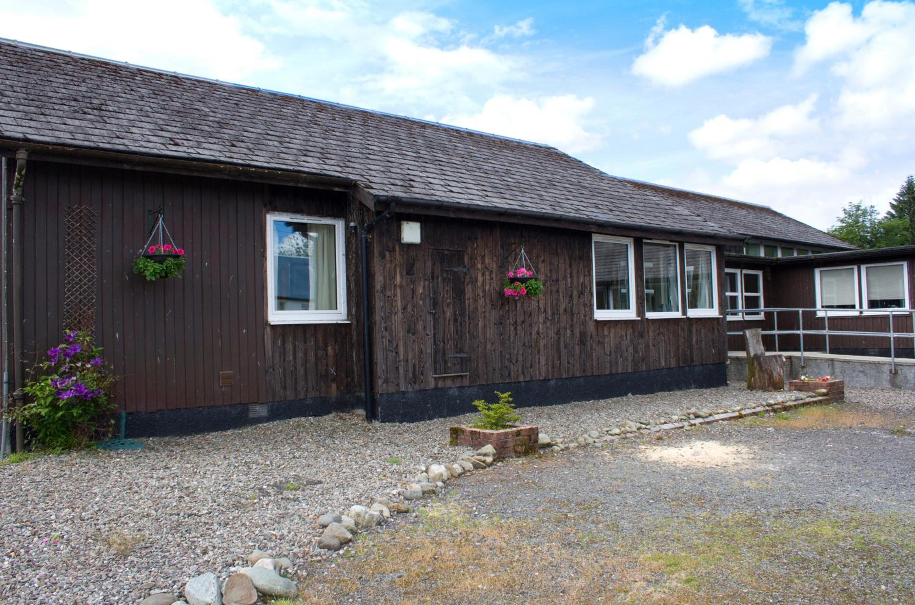 Hotel The Old School - Image 1