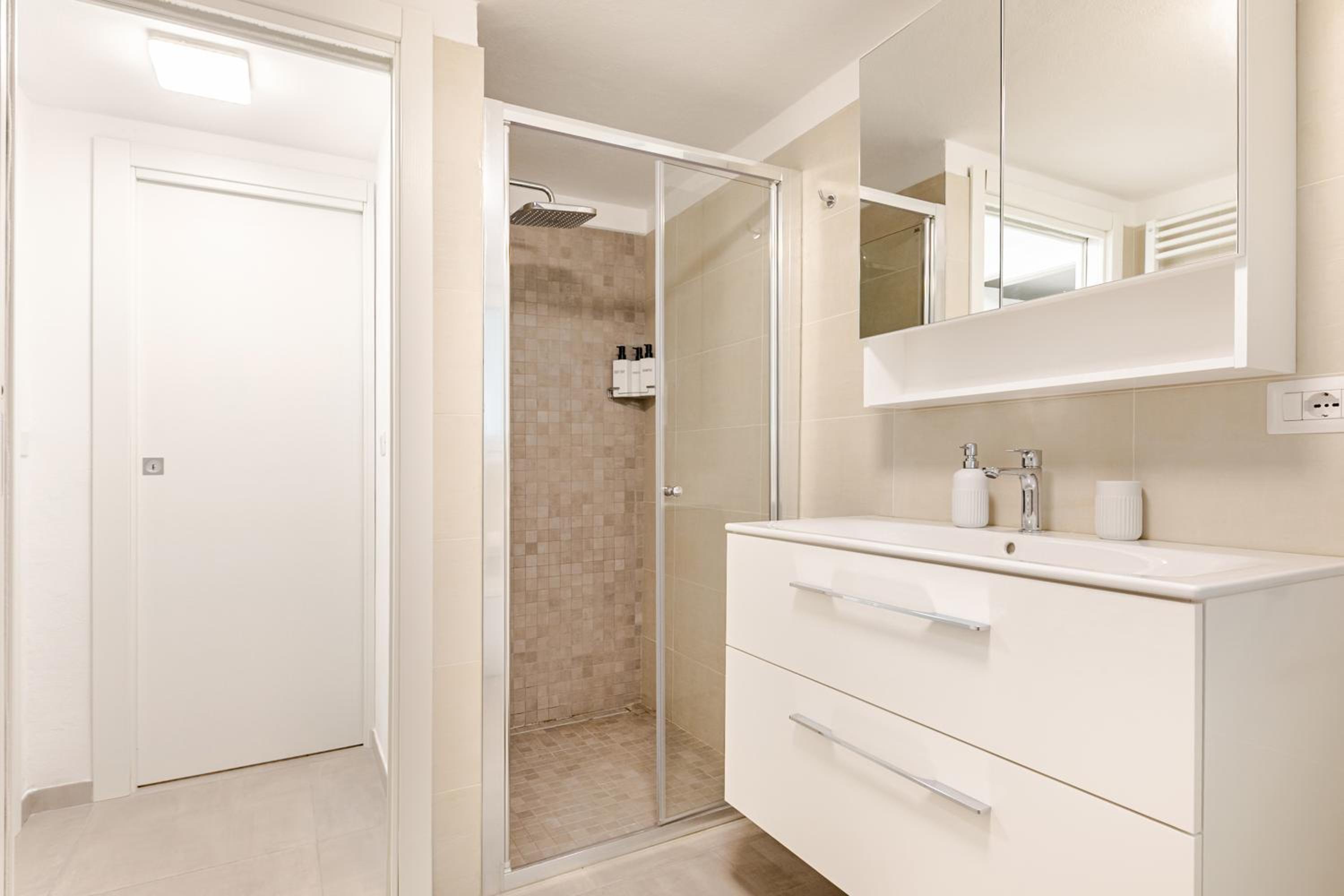 Exclusive Apartament e Depandance - Vle Dante - Riccione - Privacy ed Enormi Spazi nel Quartiere più Rinomato