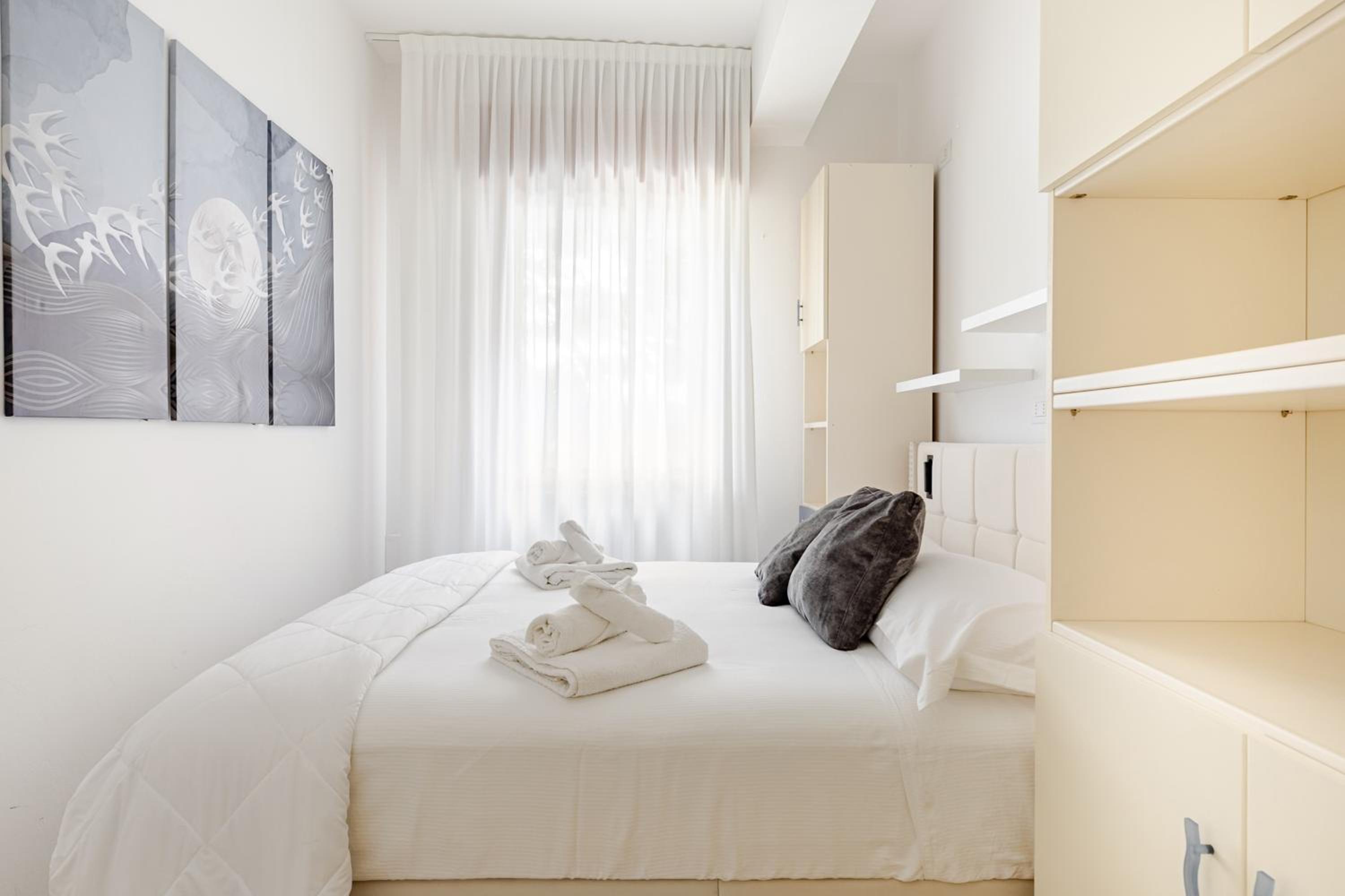 Exclusive Apartament e Depandance - Vle Dante - Riccione - Privacy ed Enormi Spazi nel Quartiere più Rinomato