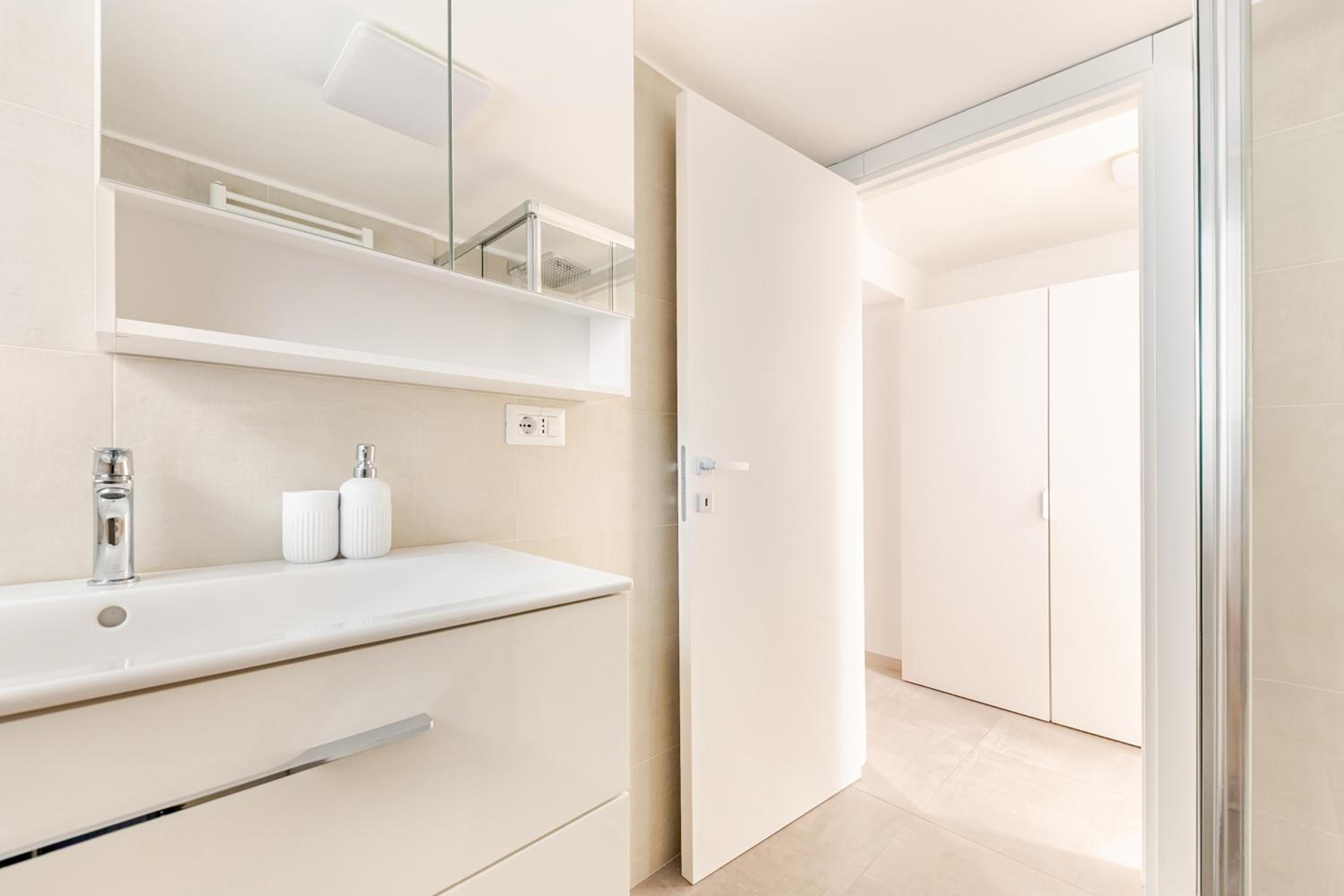 Exclusive Apartament e Depandance - Vle Dante - Riccione - Privacy ed Enormi Spazi nel Quartiere più Rinomato