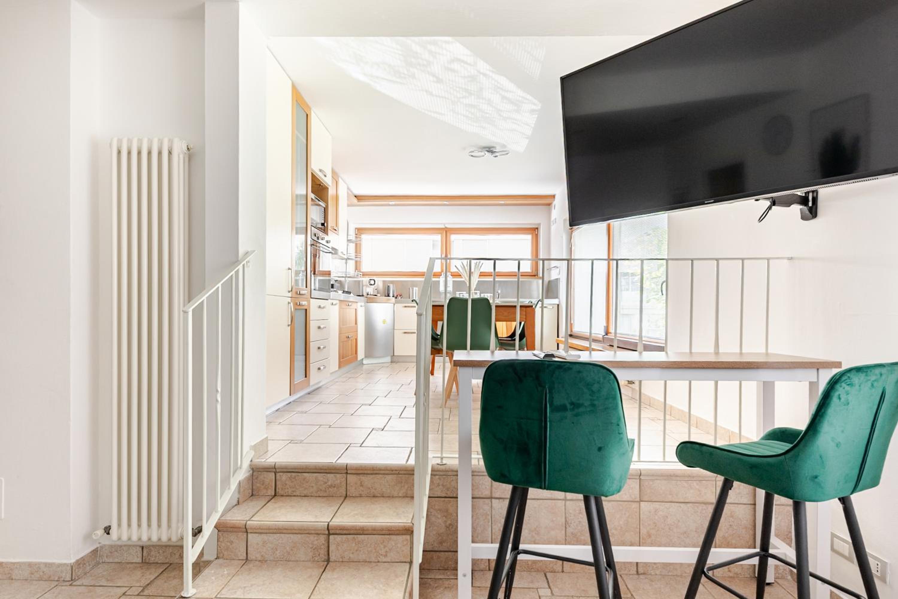 Exclusive Apartament e Depandance - Vle Dante - Riccione - Privacy ed Enormi Spazi nel Quartiere più Rinomato