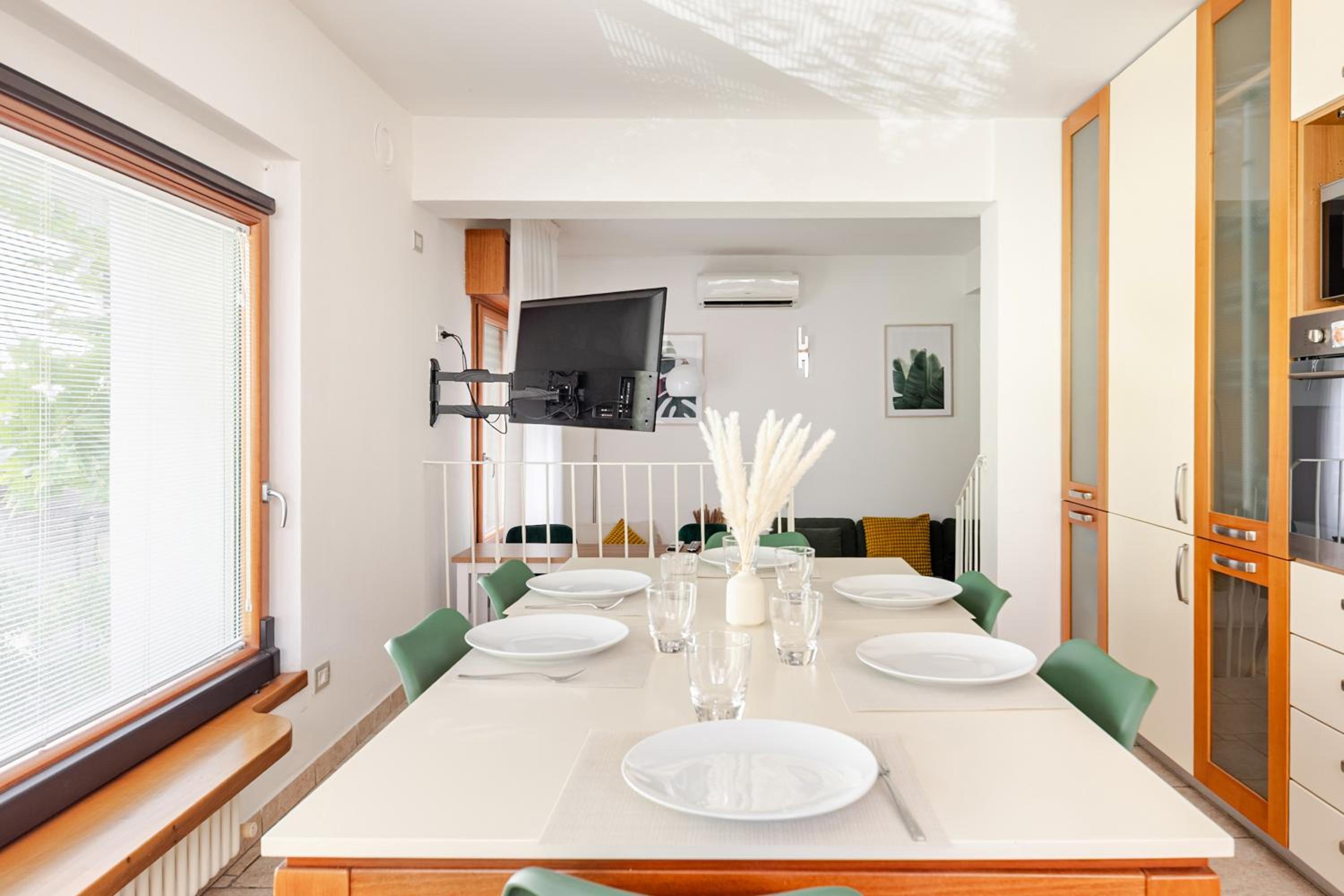 Exclusive Apartament e Depandance - Vle Dante - Riccione - Privacy ed Enormi Spazi nel Quartiere più Rinomato