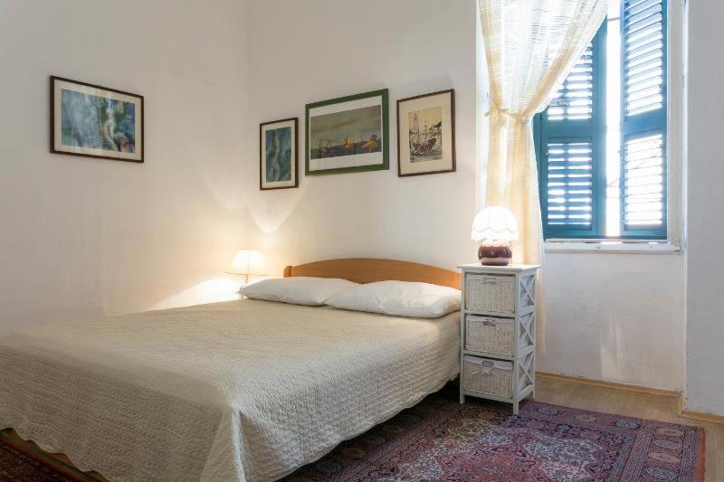 Old Town Port Apartments