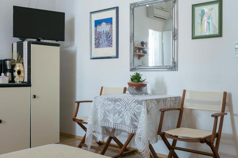 Old Town Port Apartments