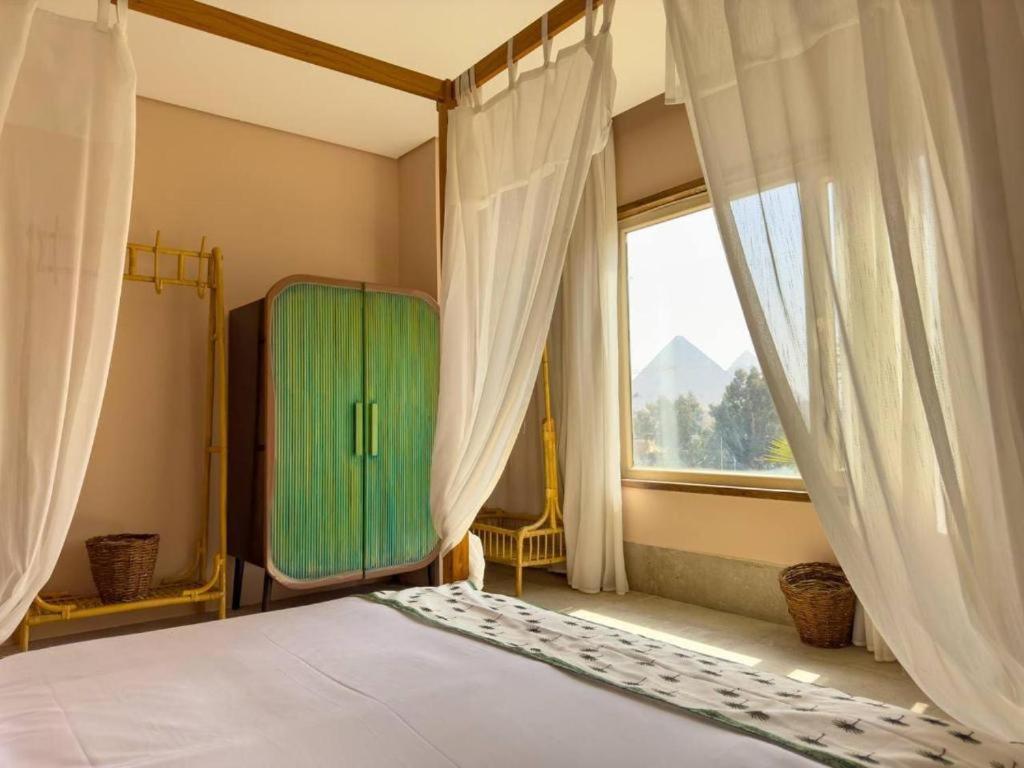 Bohemian Oasis with Pyramids View Ancient Bohemian Giza Khan