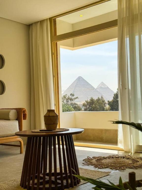 Bohemian Oasis with Pyramids View Ancient Bohemian Giza Khan