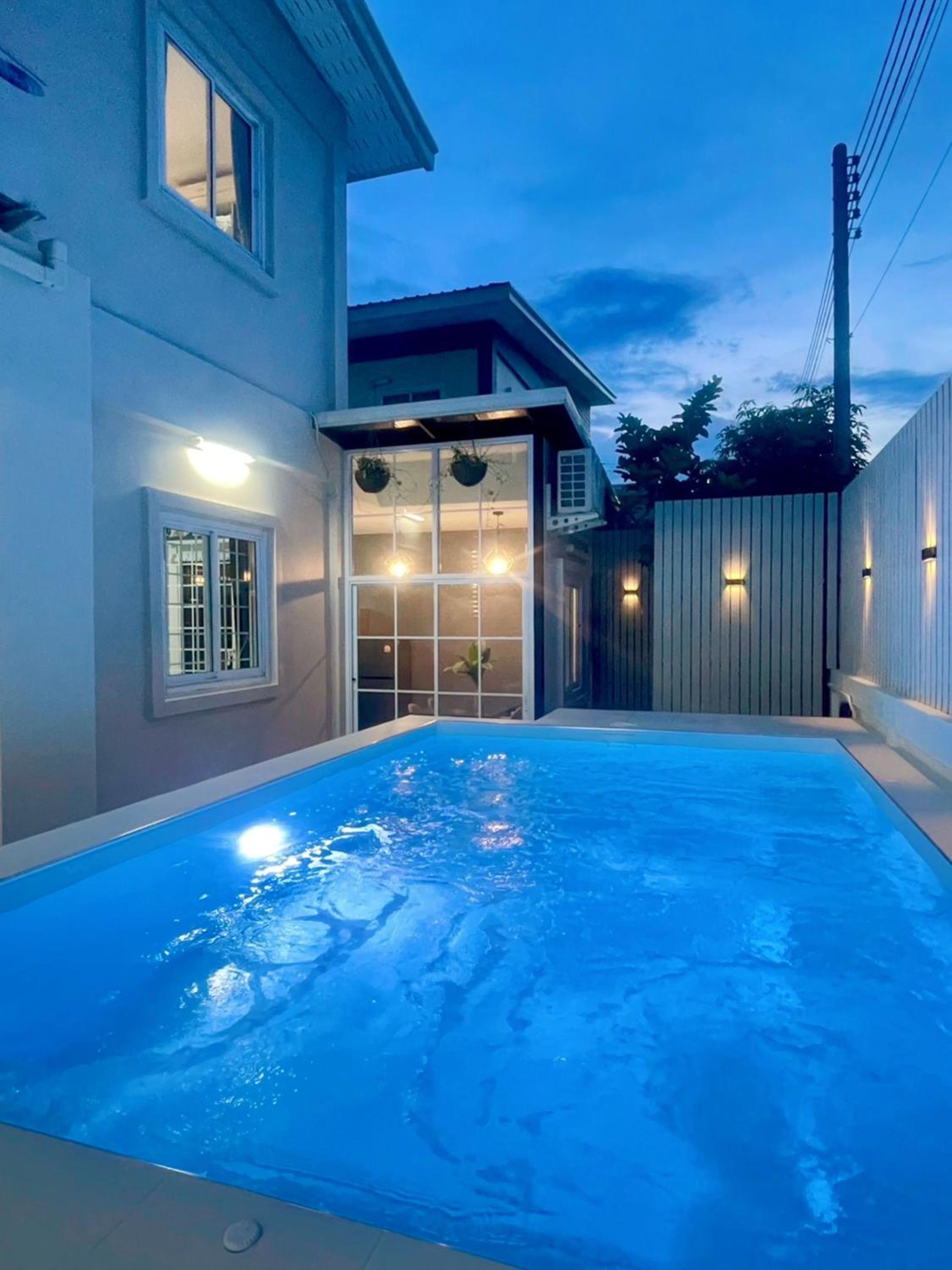 Baan Hug Ubon - Private Pool Villa - Pet Friendly - 2 km from Charoen Sri Fresh Market