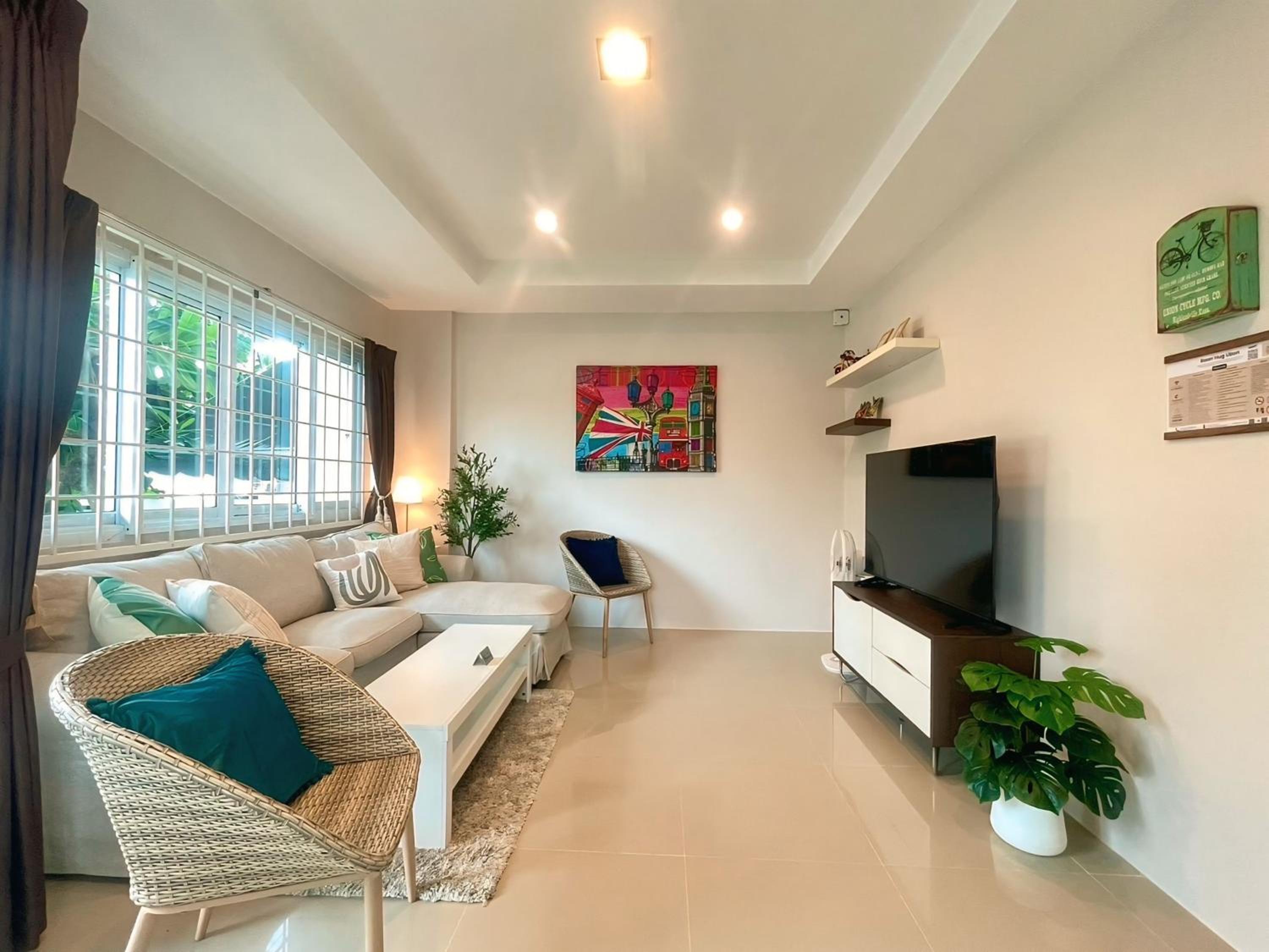 Baan Hug Ubon - Private Pool Villa - Pet Friendly - 2 km from Charoen Sri Fresh Market