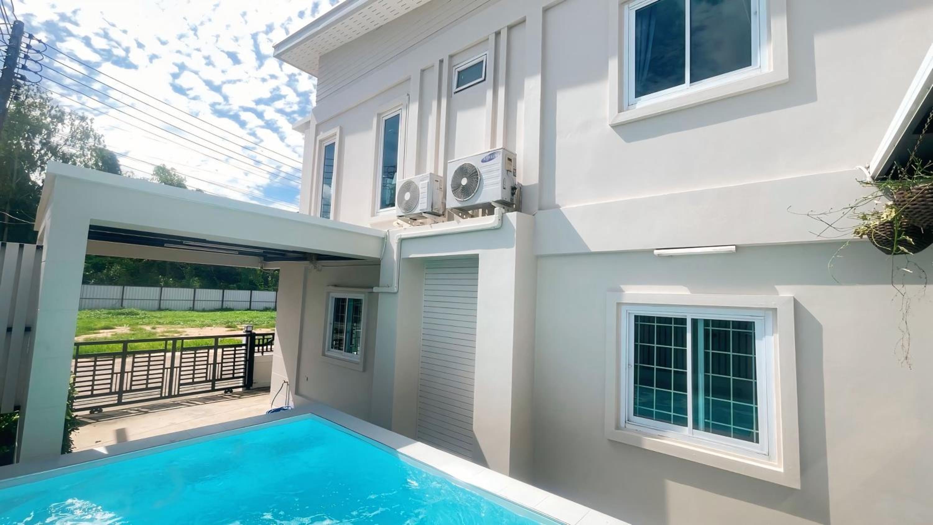 Baan Hug Ubon - Private Pool Villa - Pet Friendly - 2 km from Charoen Sri Fresh Market