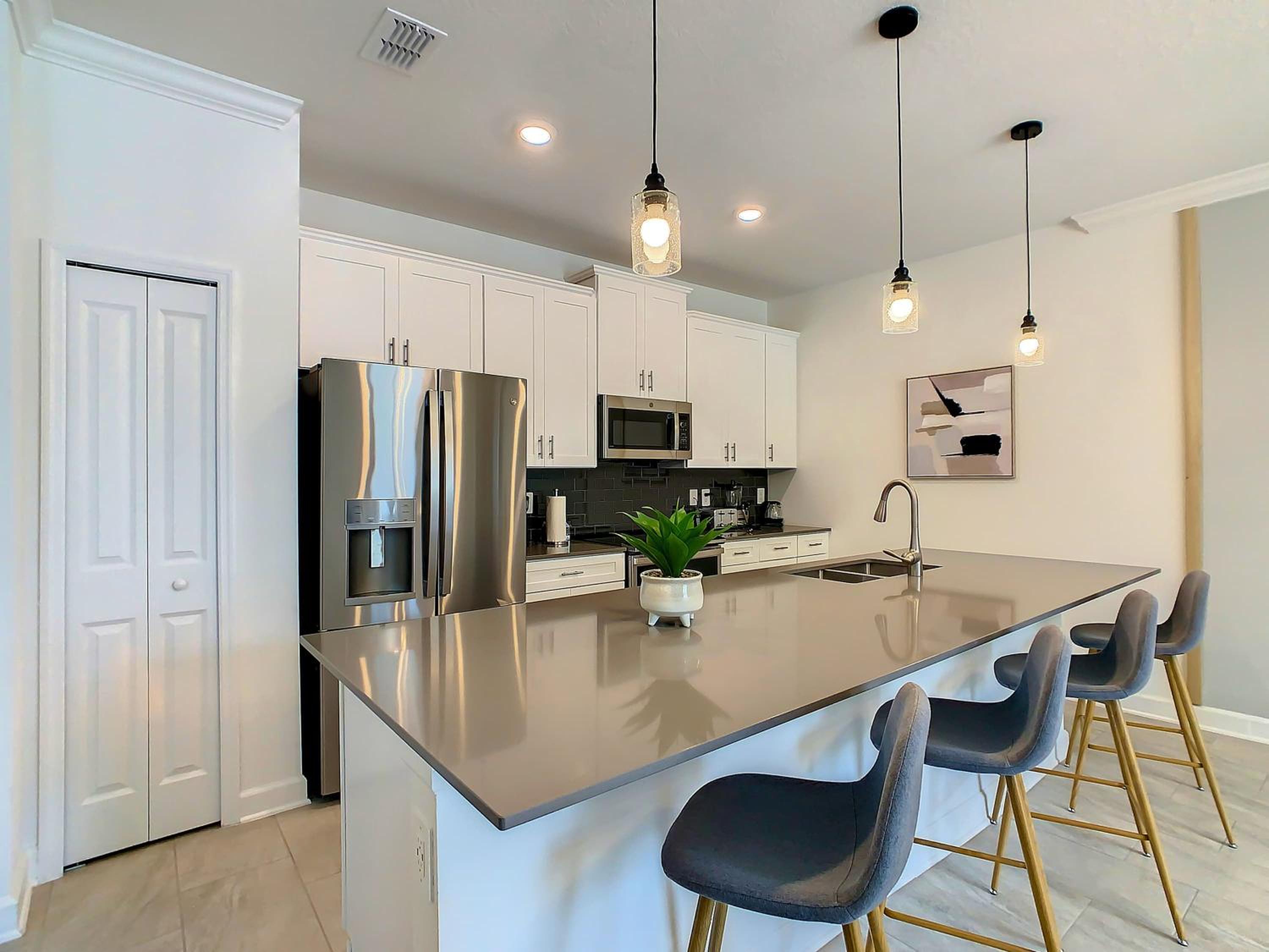 4BR Townhouse with Private Pool near Disney